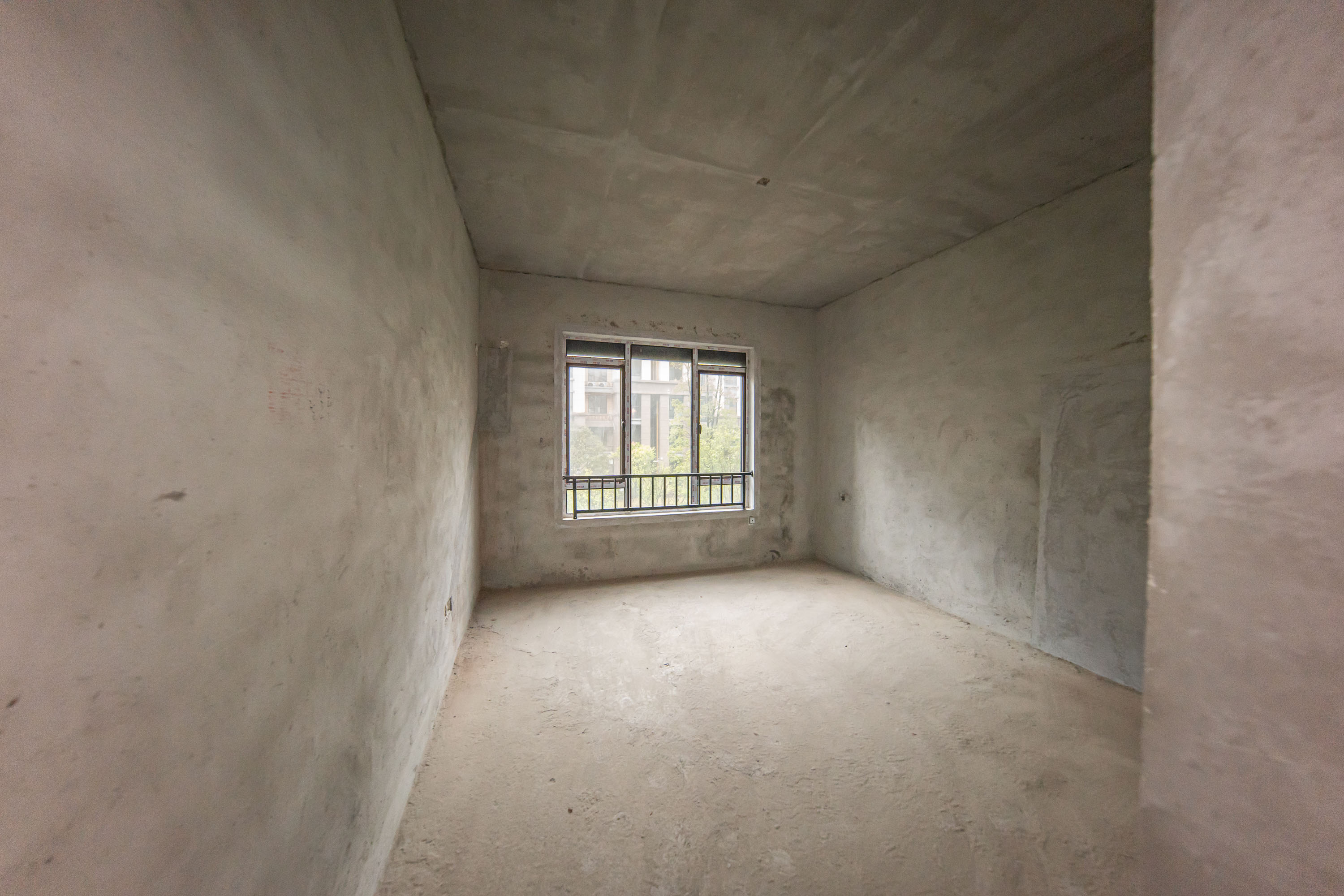 江山帝景雅墅(普罗旺斯) 4室2厅2卫 234.0万 江山帝景雅墅(普罗旺斯) 4室2厅2卫 234.0万卧室