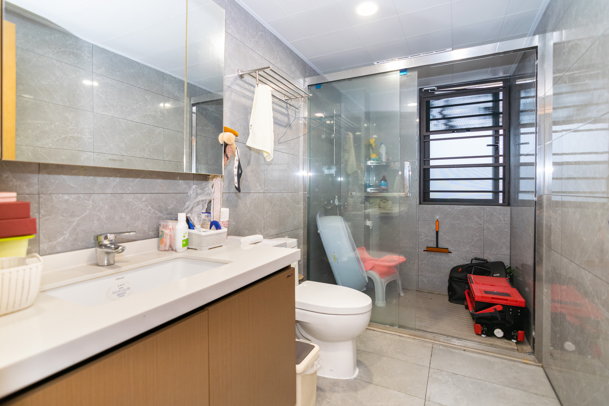 润和美郡（润和紫郡五期）  4室2厅2卫    121.0万卫生间