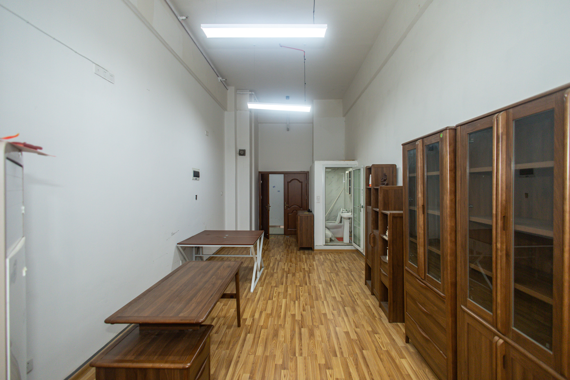 华润置地广场二期  1室1厅1卫    26.8万 华润置地广场二期  1室1厅1卫    26.8万客厅