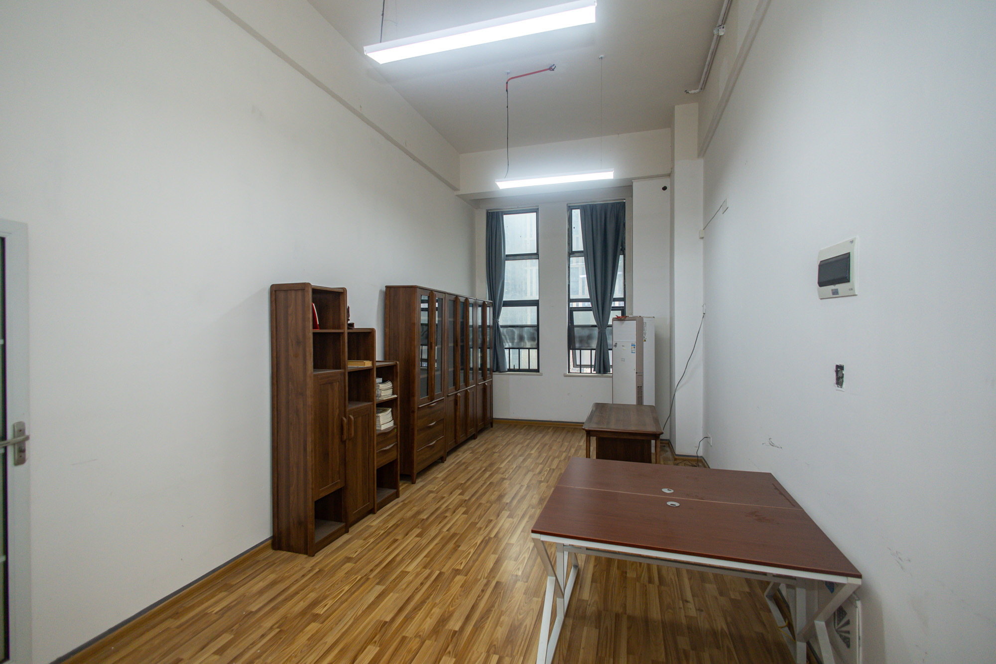 华润置地广场二期  1室1厅1卫    26.8万 华润置地广场二期  1室1厅1卫    26.8万客厅