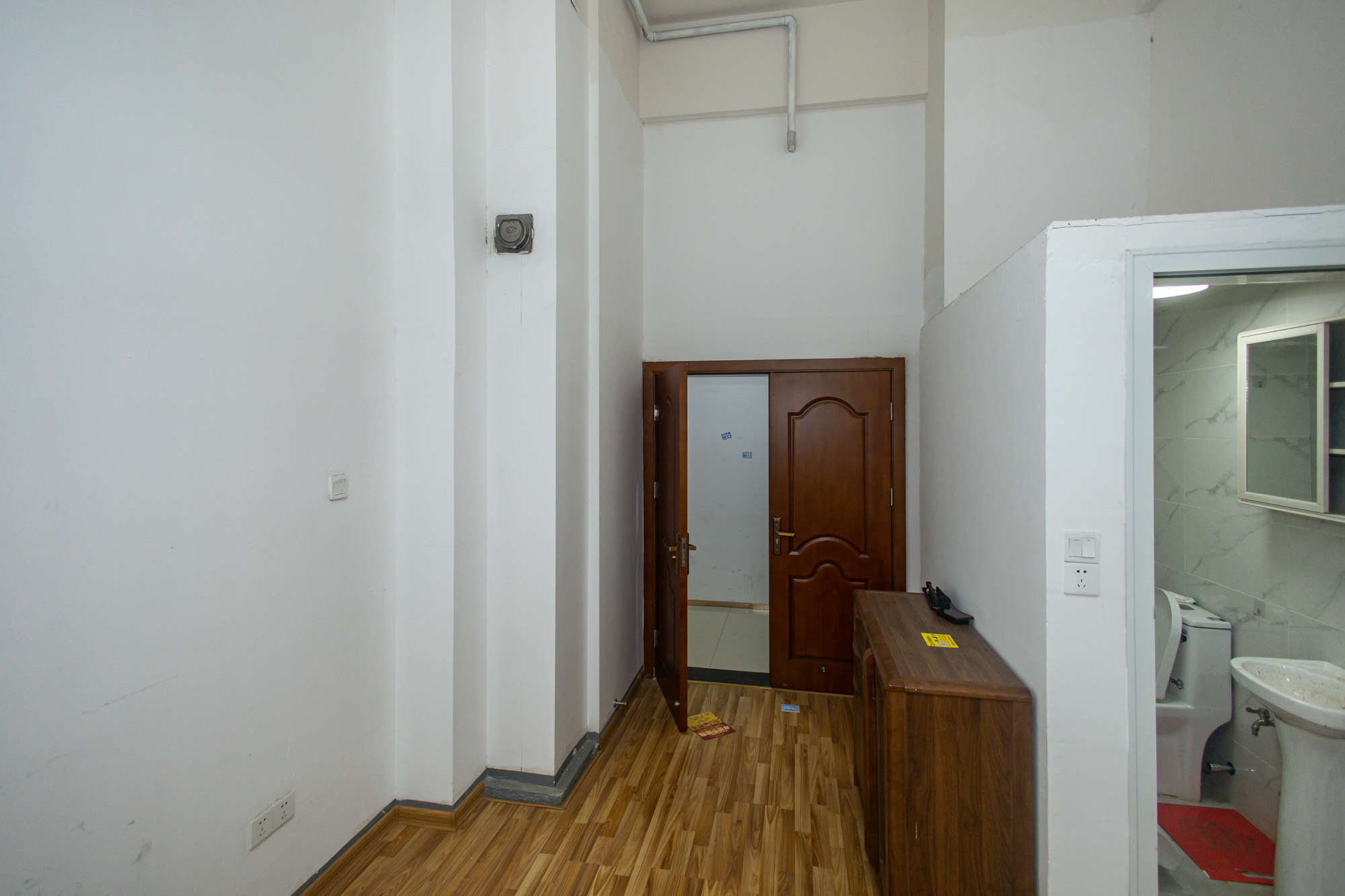 华润置地广场二期  1室1厅1卫    26.8万 华润置地广场二期  1室1厅1卫    26.8万其他