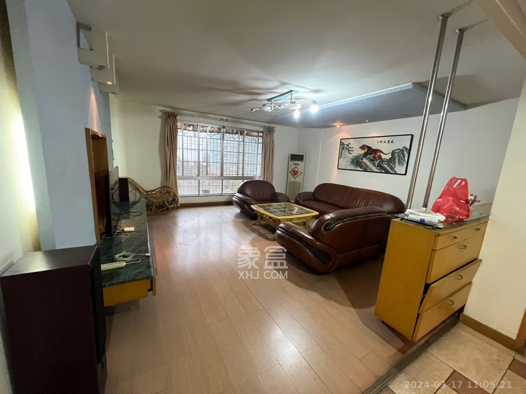 丽星景园 4室2厅1卫 2500.0元/月 丽星景园 4室2厅1卫 2500.0元/月室内图