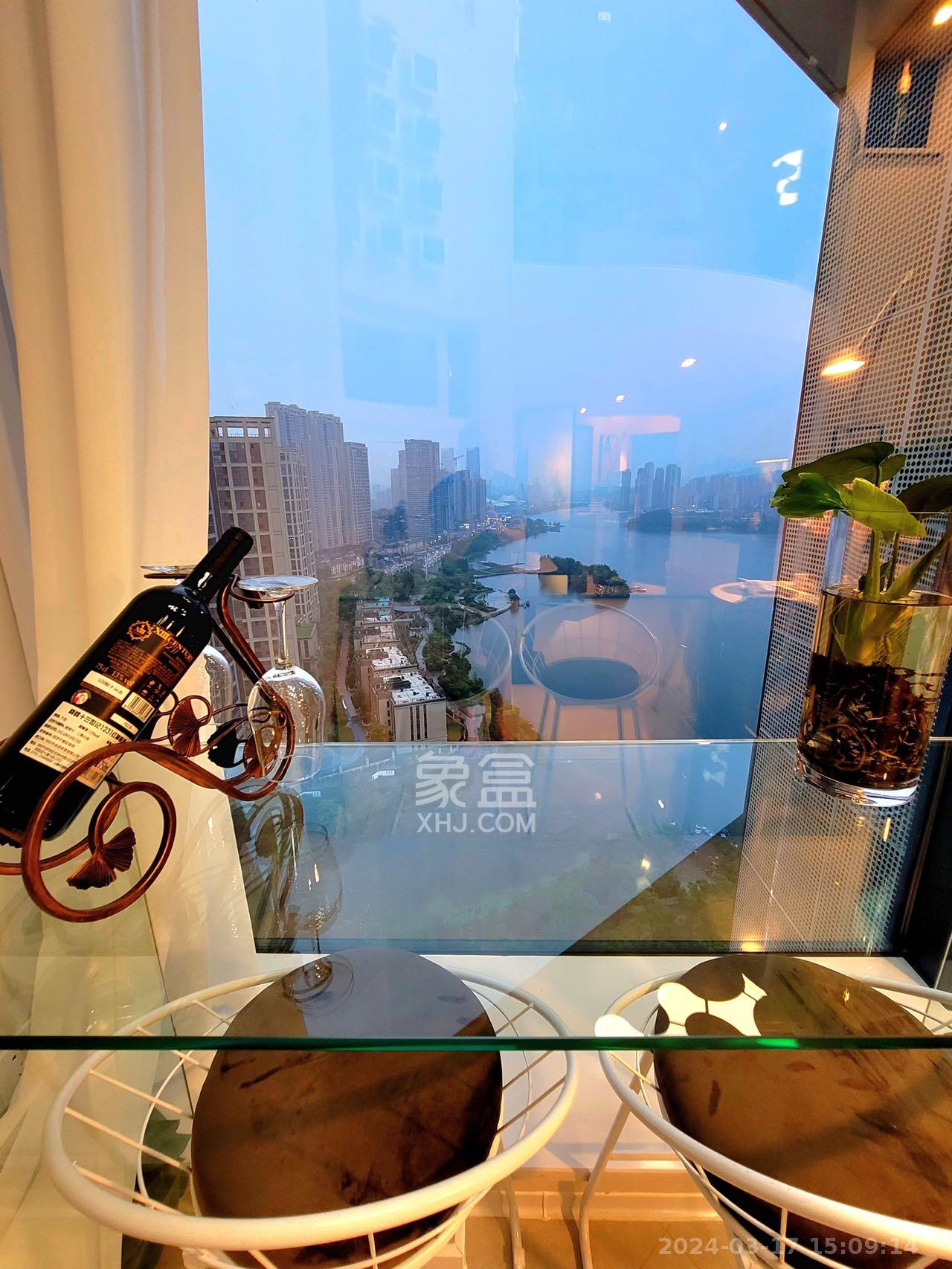 梅溪半岛  2室2厅2卫   5000.00元/月室内图
