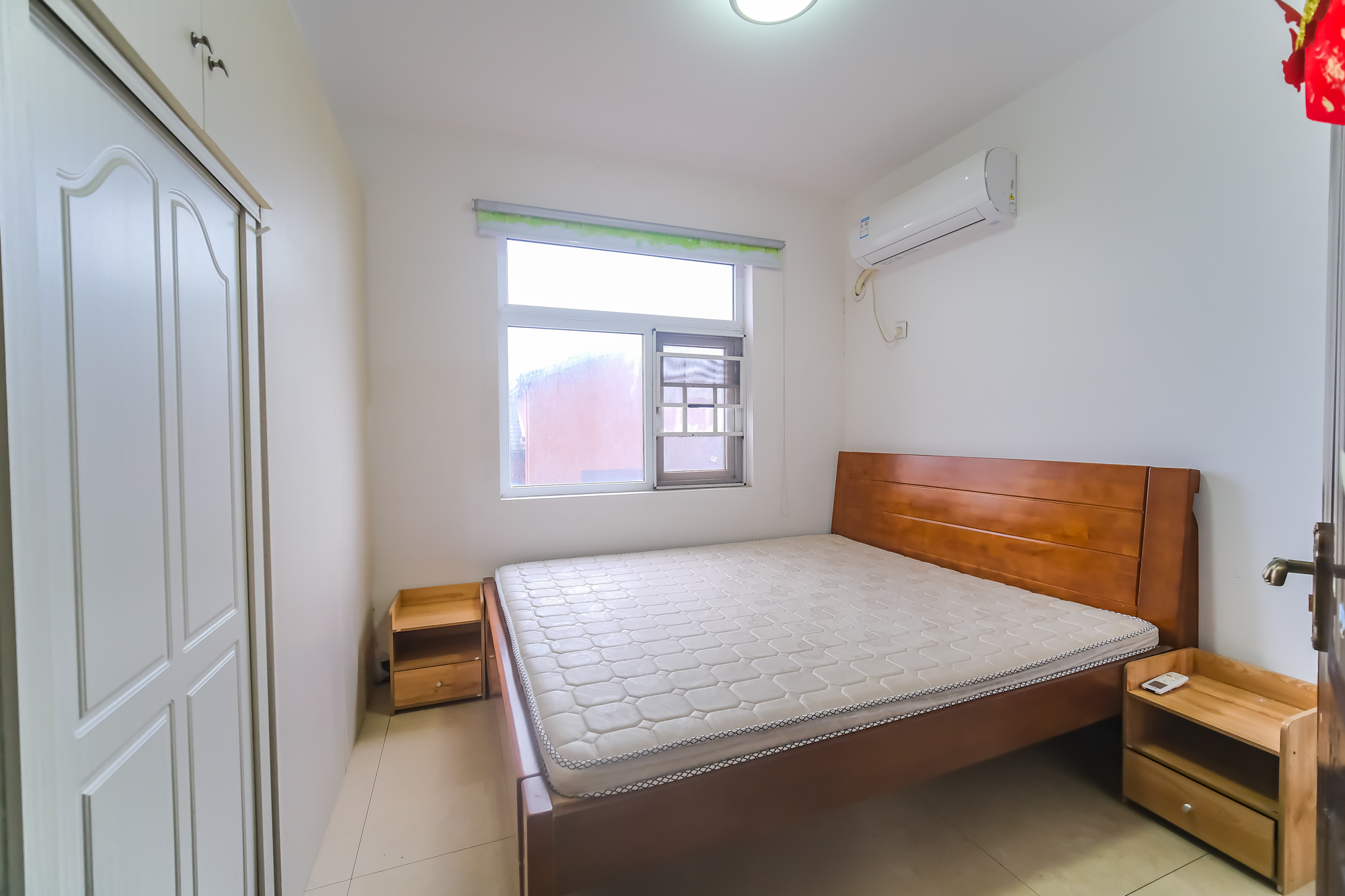 和悦城(蟠龙景苑)  3室2厅2卫    71.75万卧室