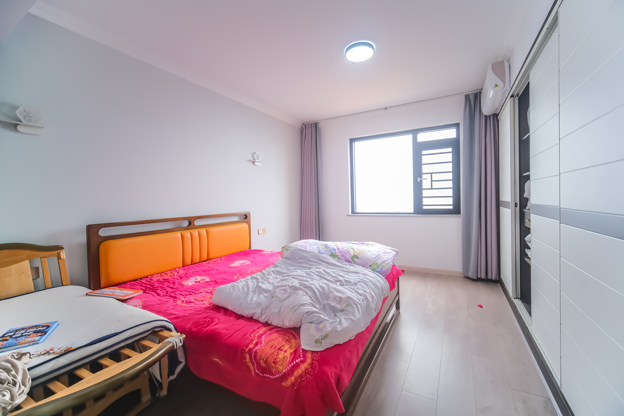 中安善化国际 4室2厅2卫 79.5万 中安善化国际 4室2厅2卫 79.5万卧室