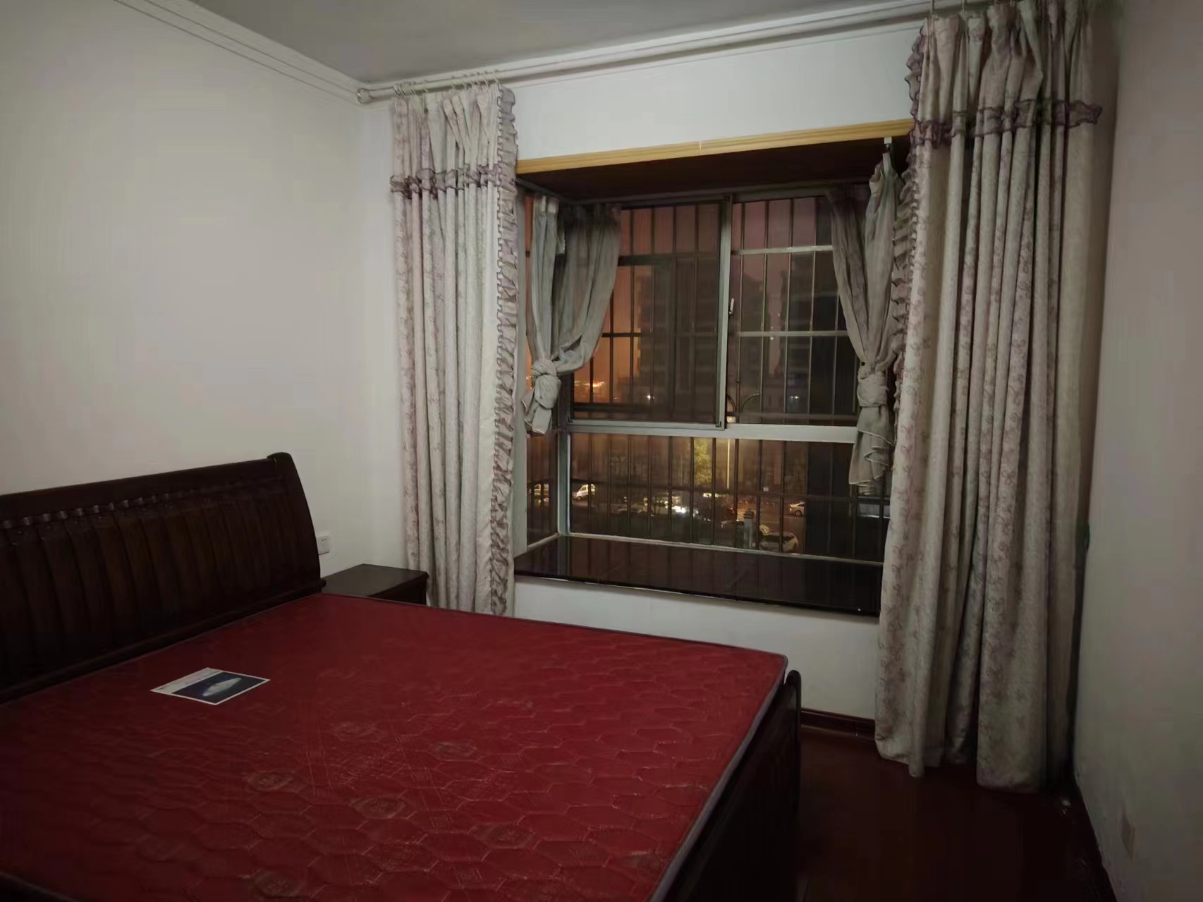 东湖小区 3室2厅2卫 50.0万 东湖小区 3室2厅2卫 50.0万室内图