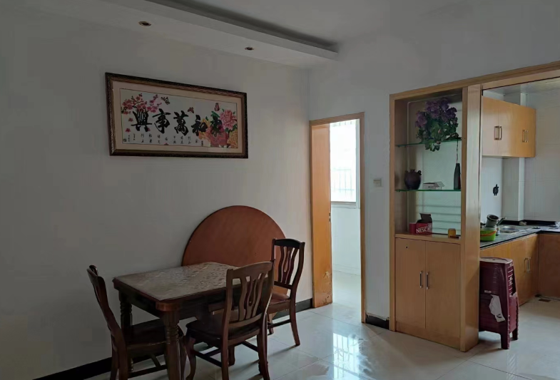 东湖小区 3室2厅2卫 50.0万 东湖小区 3室2厅2卫 50.0万室内图