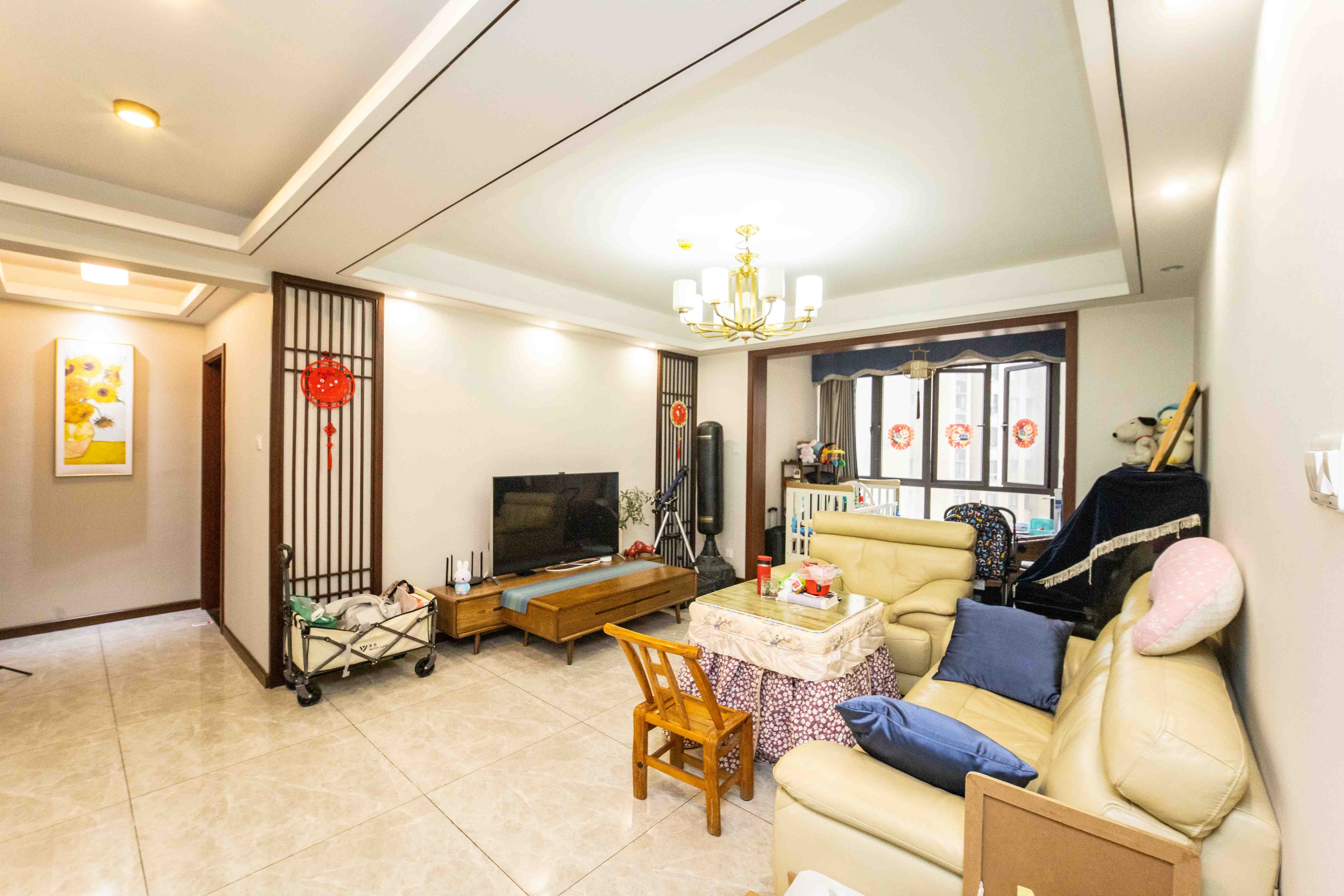 金地格林公馆  3室2厅2卫    146.0万 金地格林公馆  3室2厅2卫    146.0万客厅