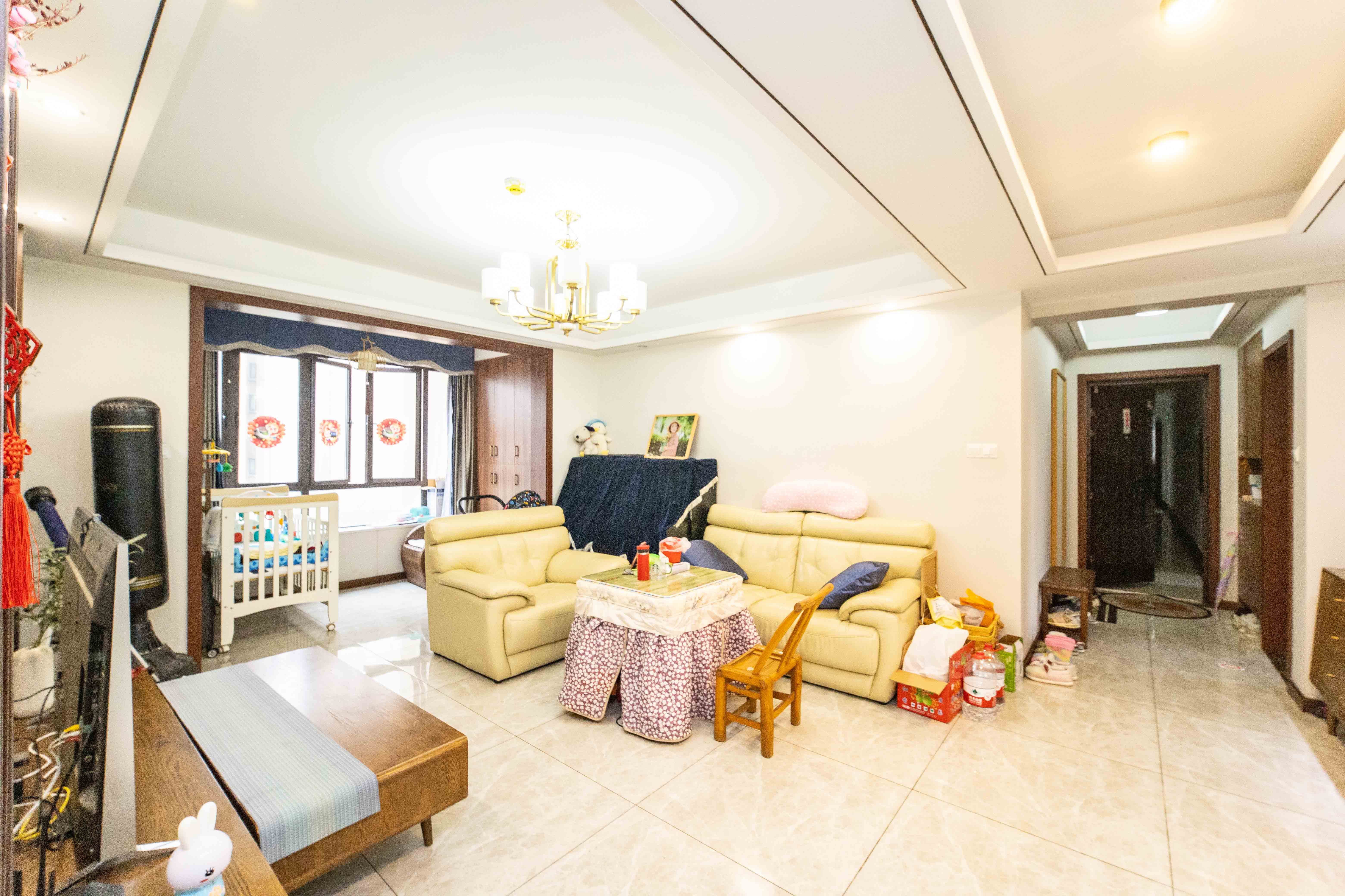 金地格林公馆  3室2厅2卫    146.0万 金地格林公馆  3室2厅2卫    146.0万客厅