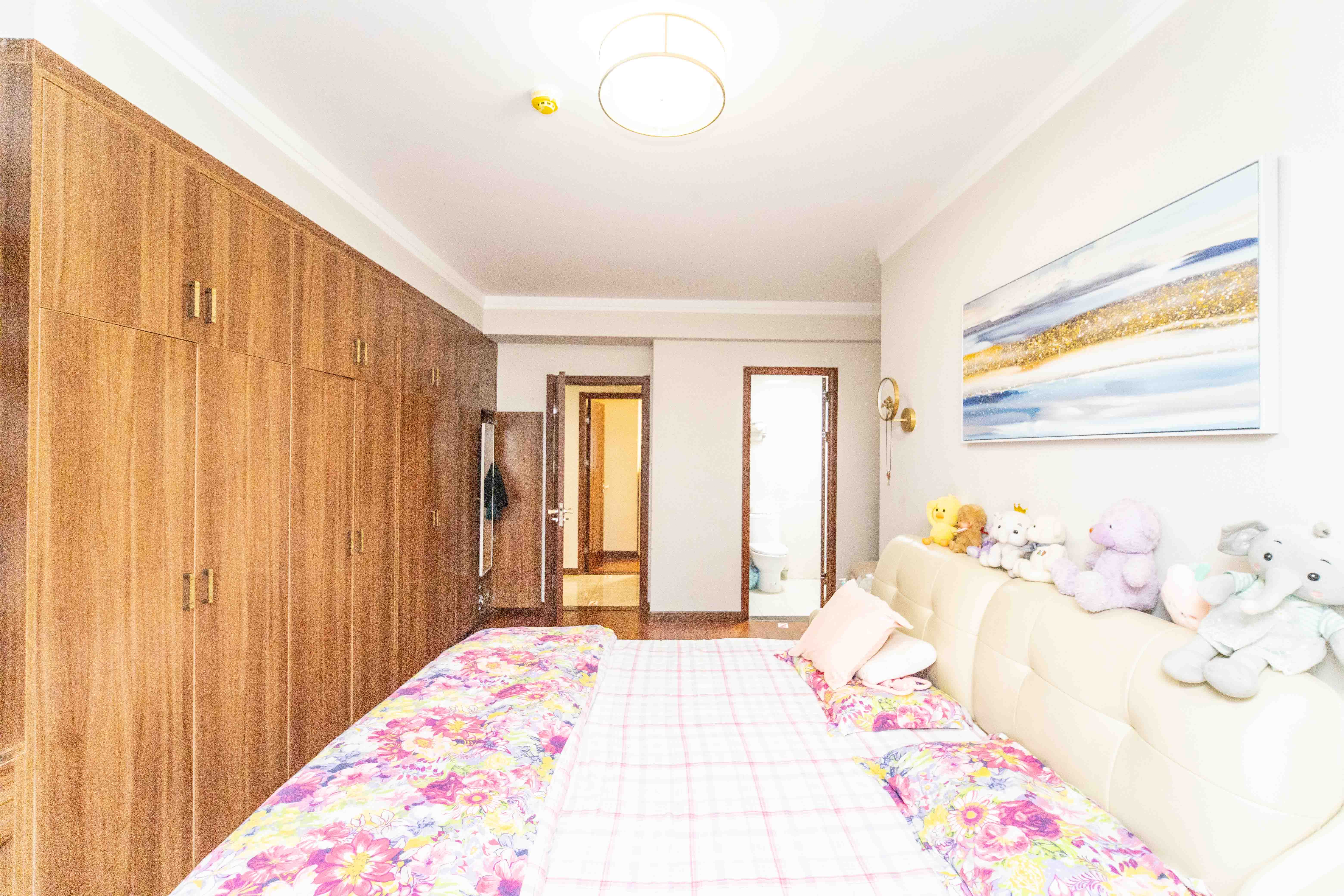 金地格林公馆  3室2厅2卫    146.0万 金地格林公馆  3室2厅2卫    146.0万卧室