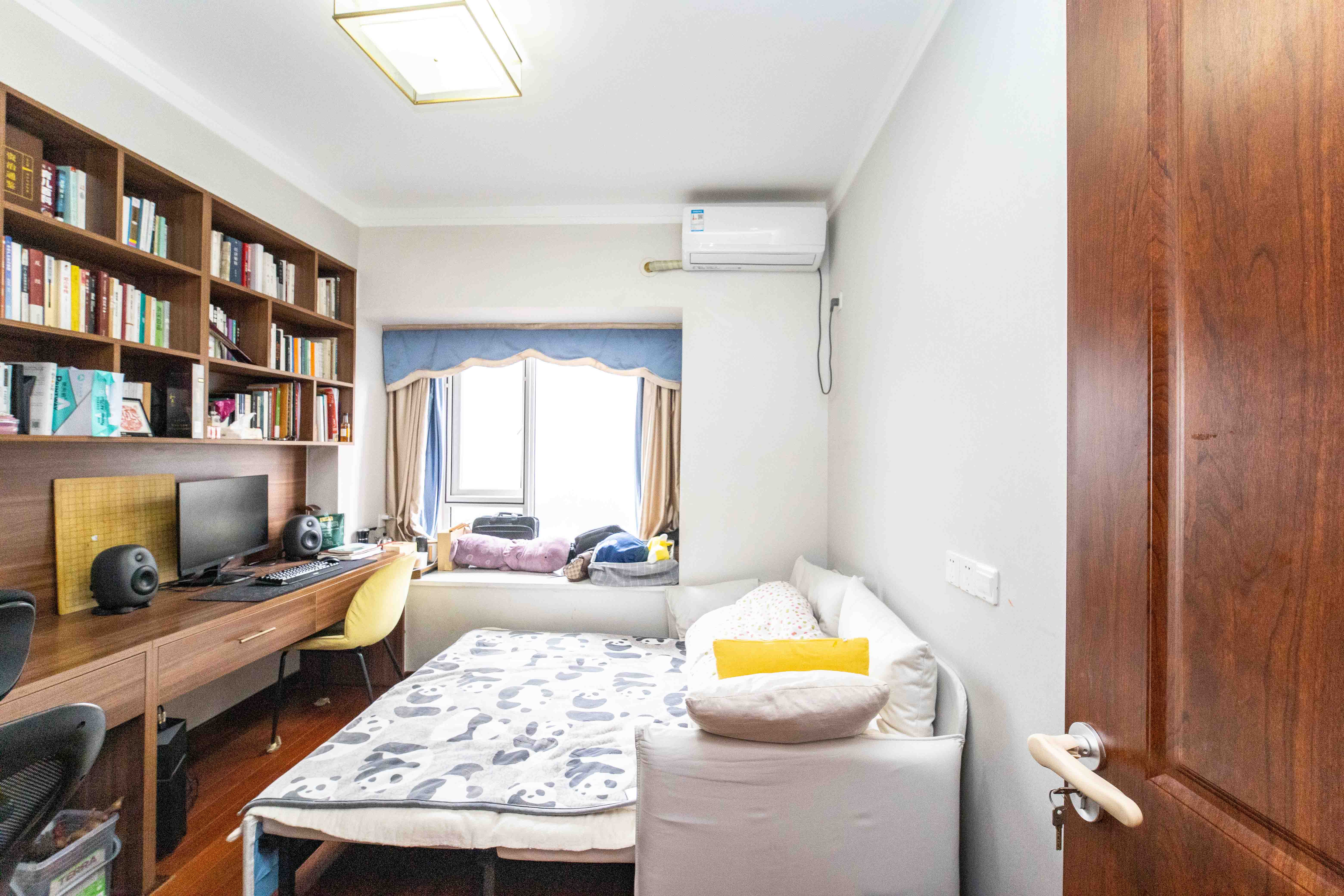 金地格林公馆  3室2厅2卫    146.0万 金地格林公馆  3室2厅2卫    146.0万卧室