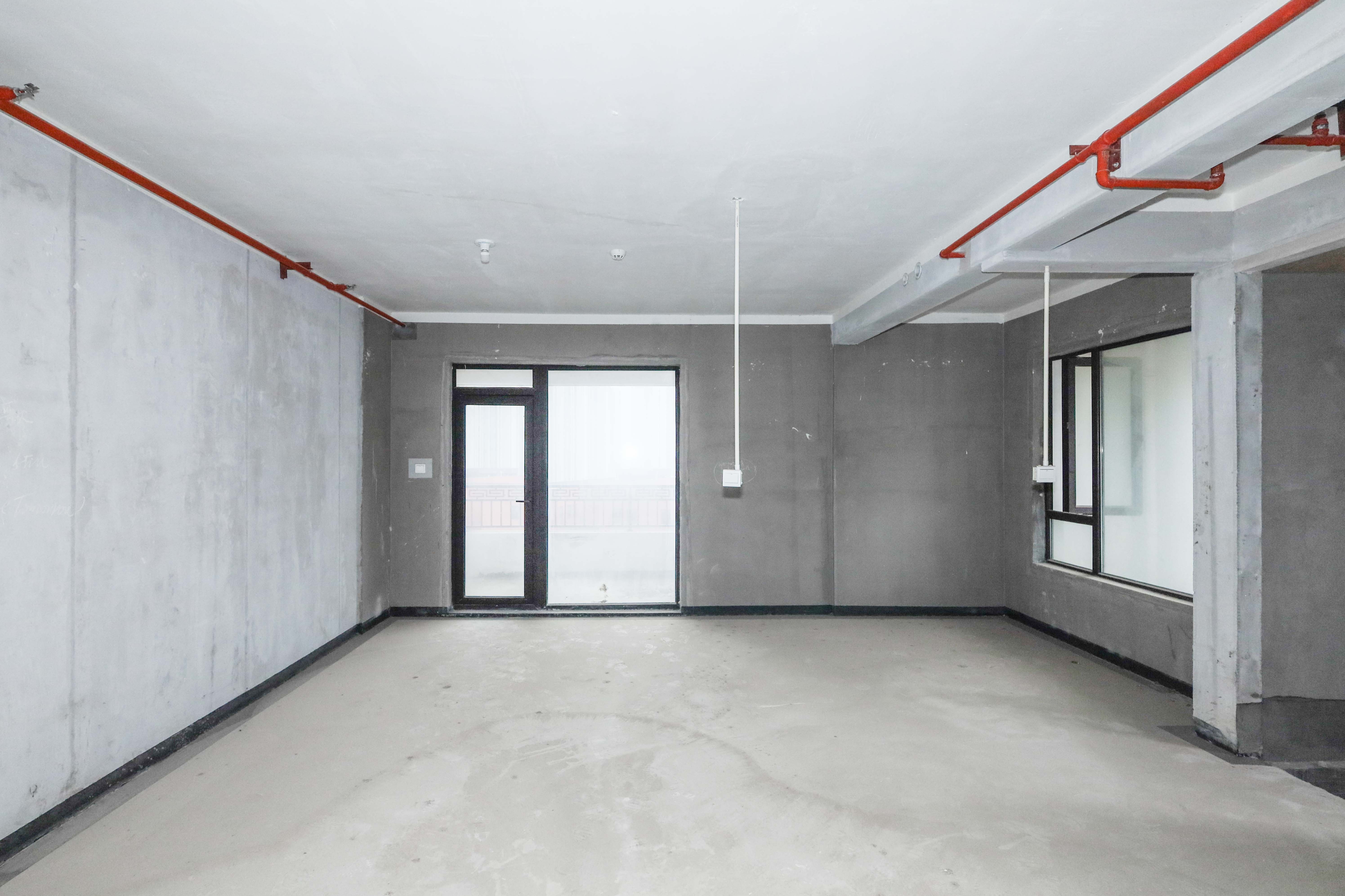 建发央著  4室2厅2卫   296.00万