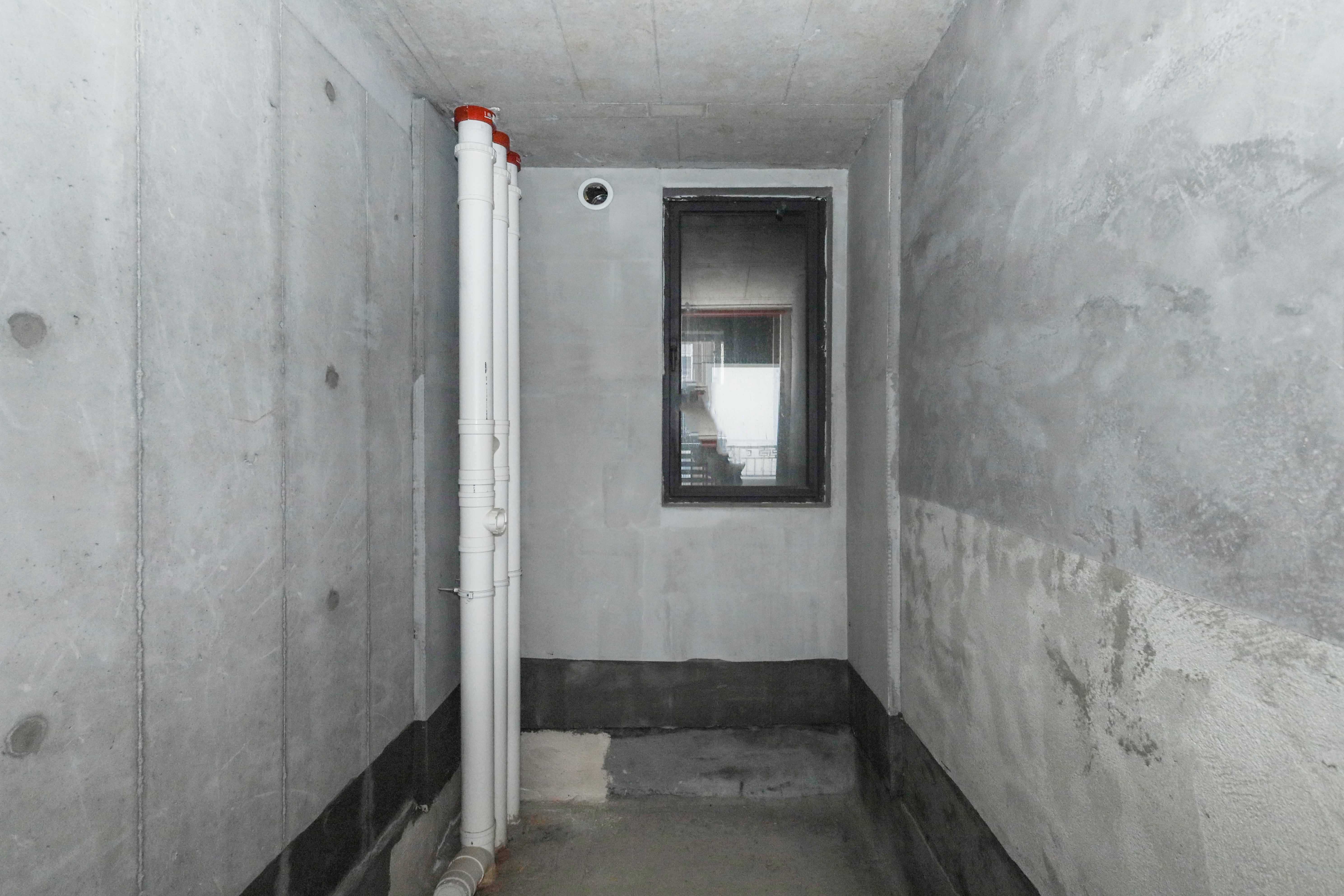建发央著  4室2厅2卫   207.00万卫生间