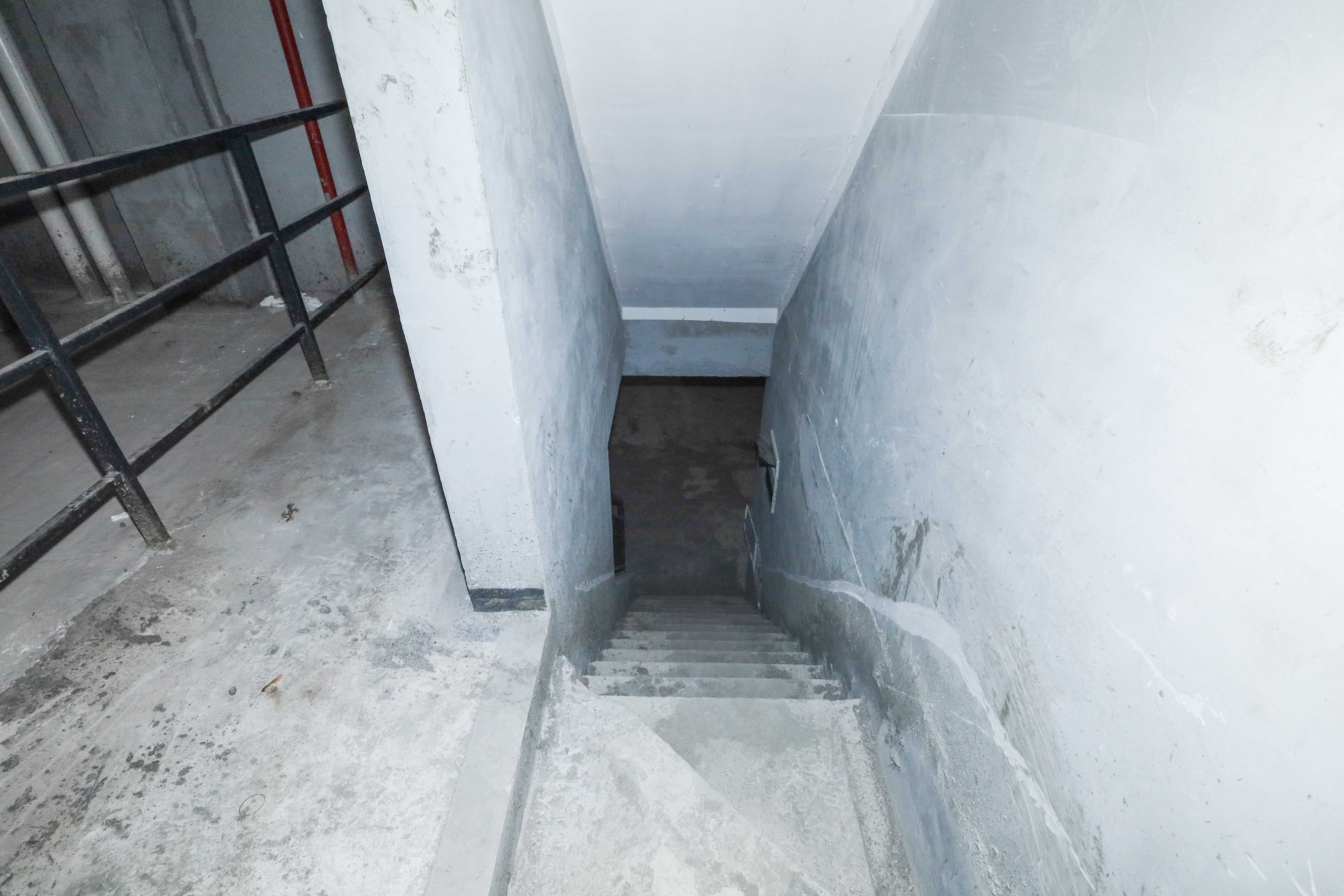 建发央著  5室2厅3卫   448.00万其他