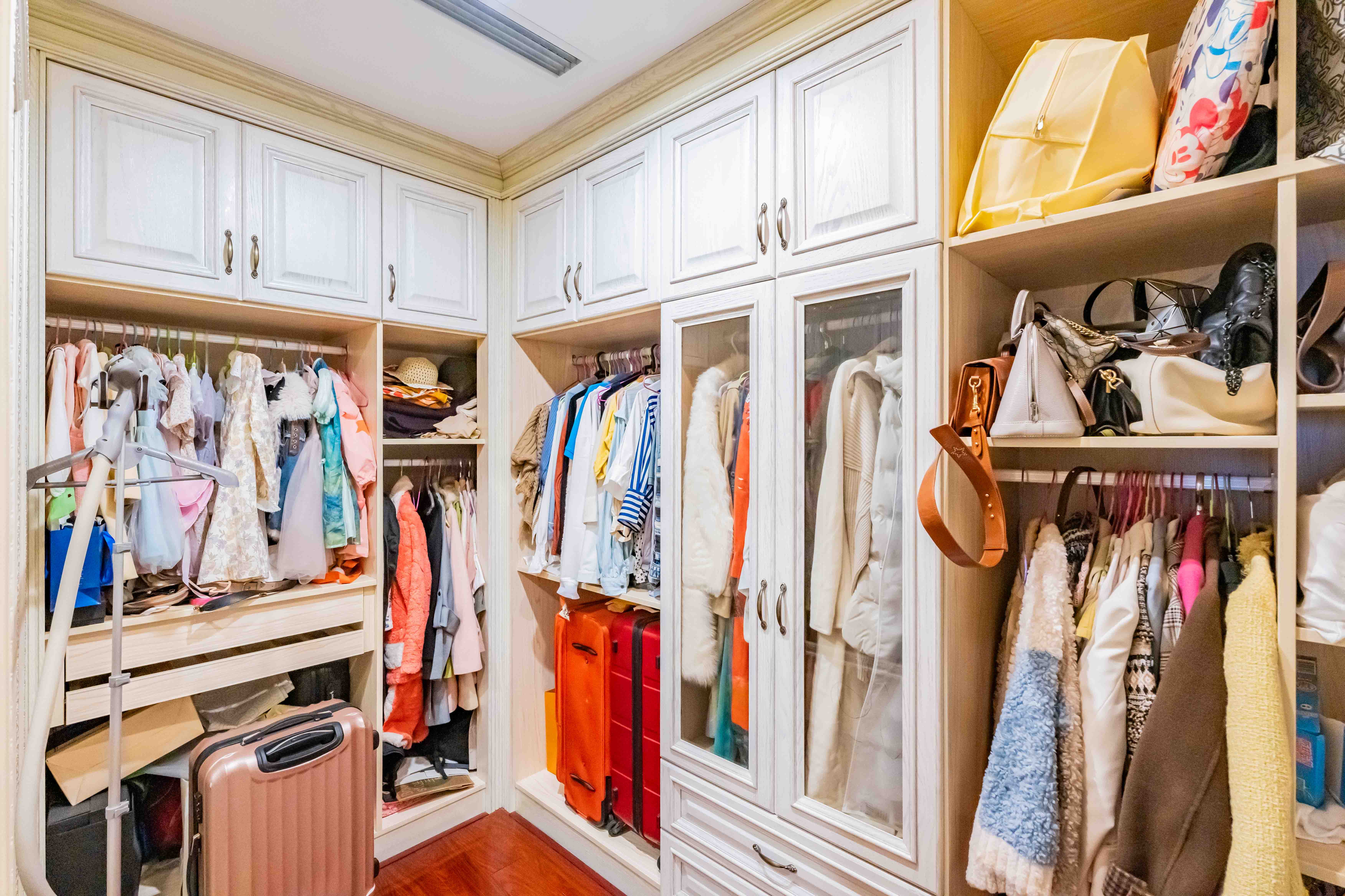 圣爵菲斯  4室2厅3卫    175.0万 圣爵菲斯  4室2厅3卫    175.0万其他