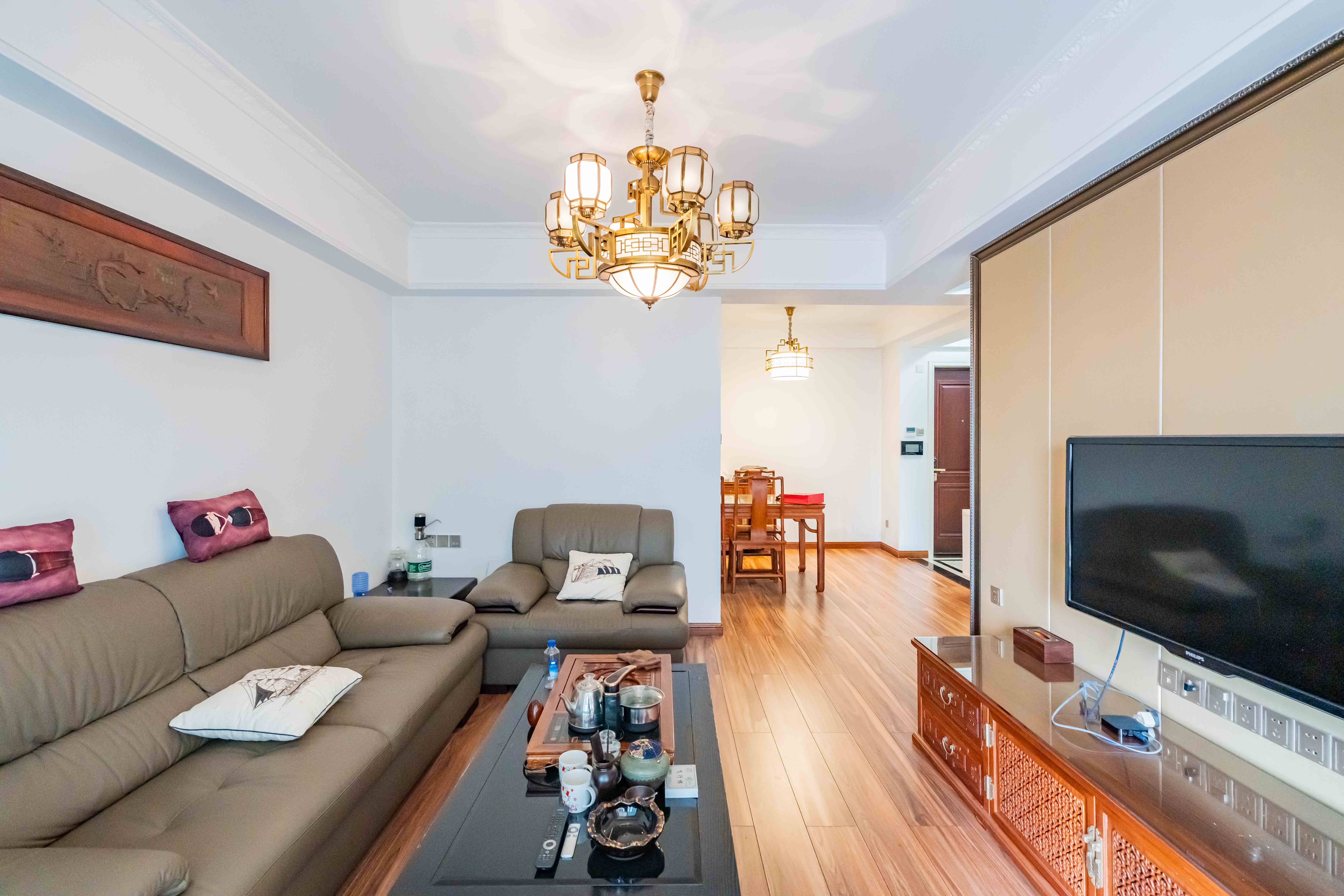 复地崑玉国际一期 2室2厅1卫 152.0万 复地崑玉国际一期 2室2厅1卫 152.0万客厅