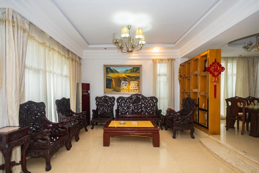 碧桂园威尼斯城  7室2厅3卫    450.0万