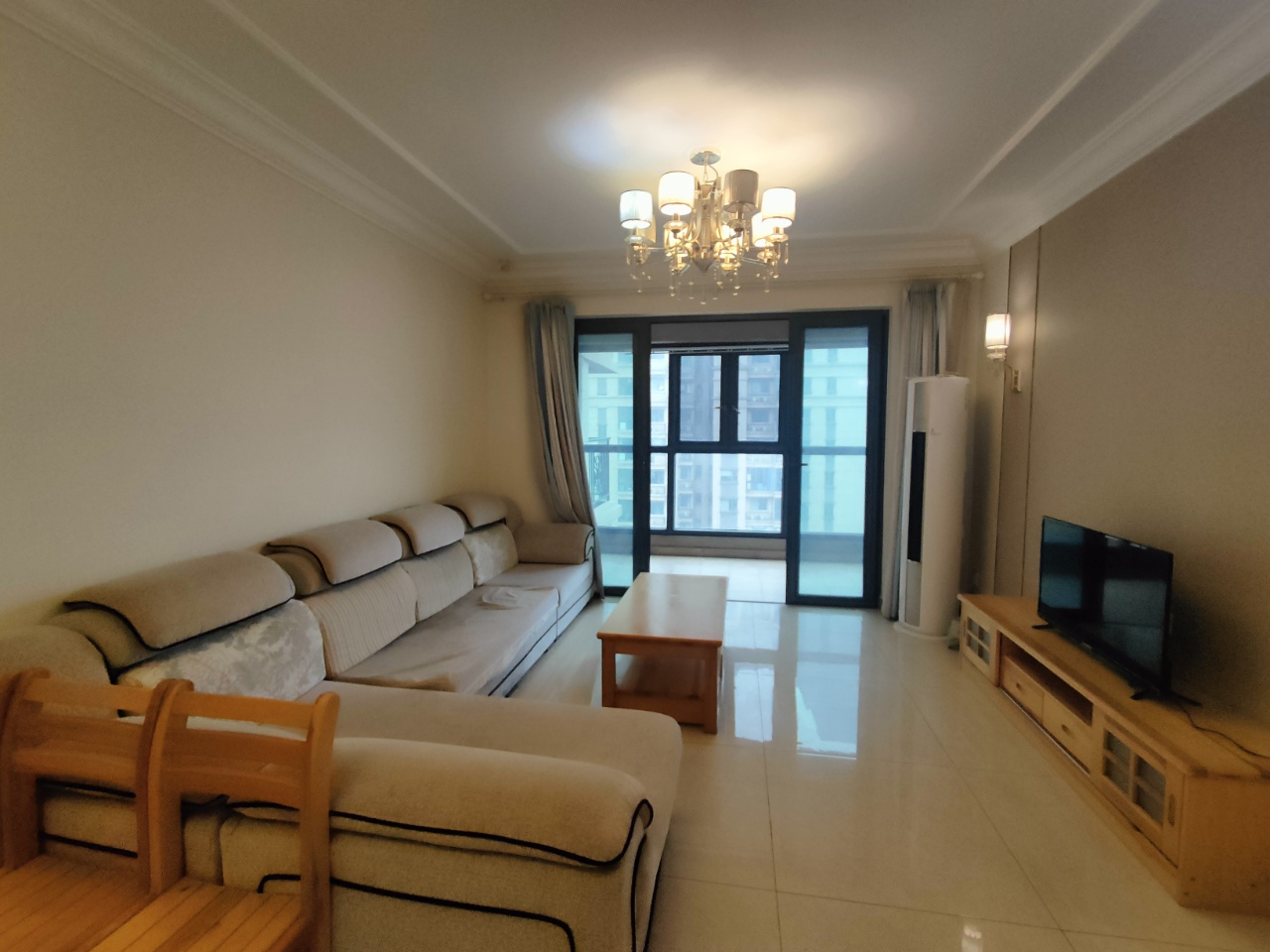 恒大华府 3室2厅2卫 68.0万 恒大华府 3室2厅2卫 68.0万室内图