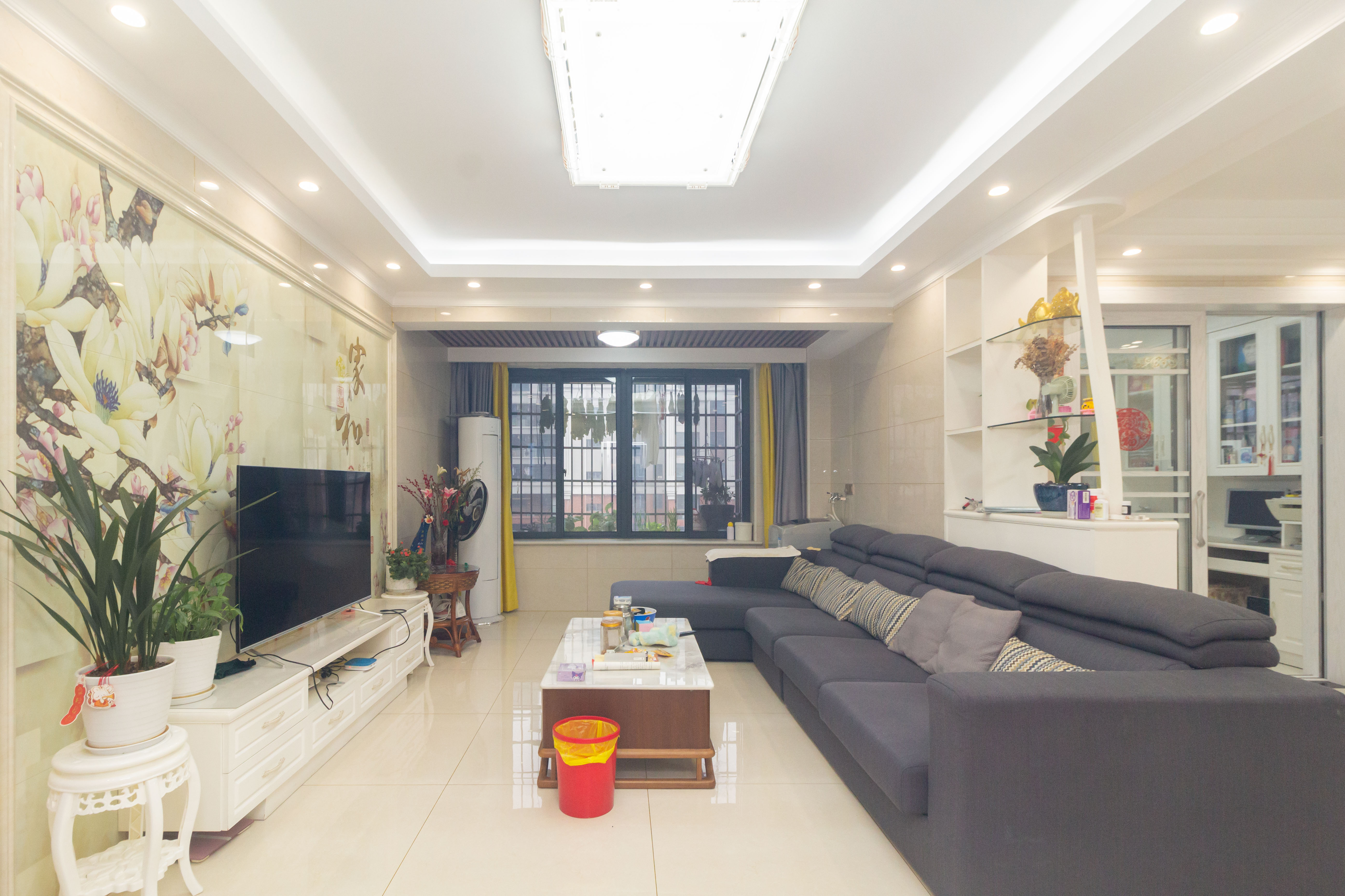 辉宏橄榄城  4室2厅1卫    89.8万 辉宏橄榄城  4室2厅1卫    89.8万客厅