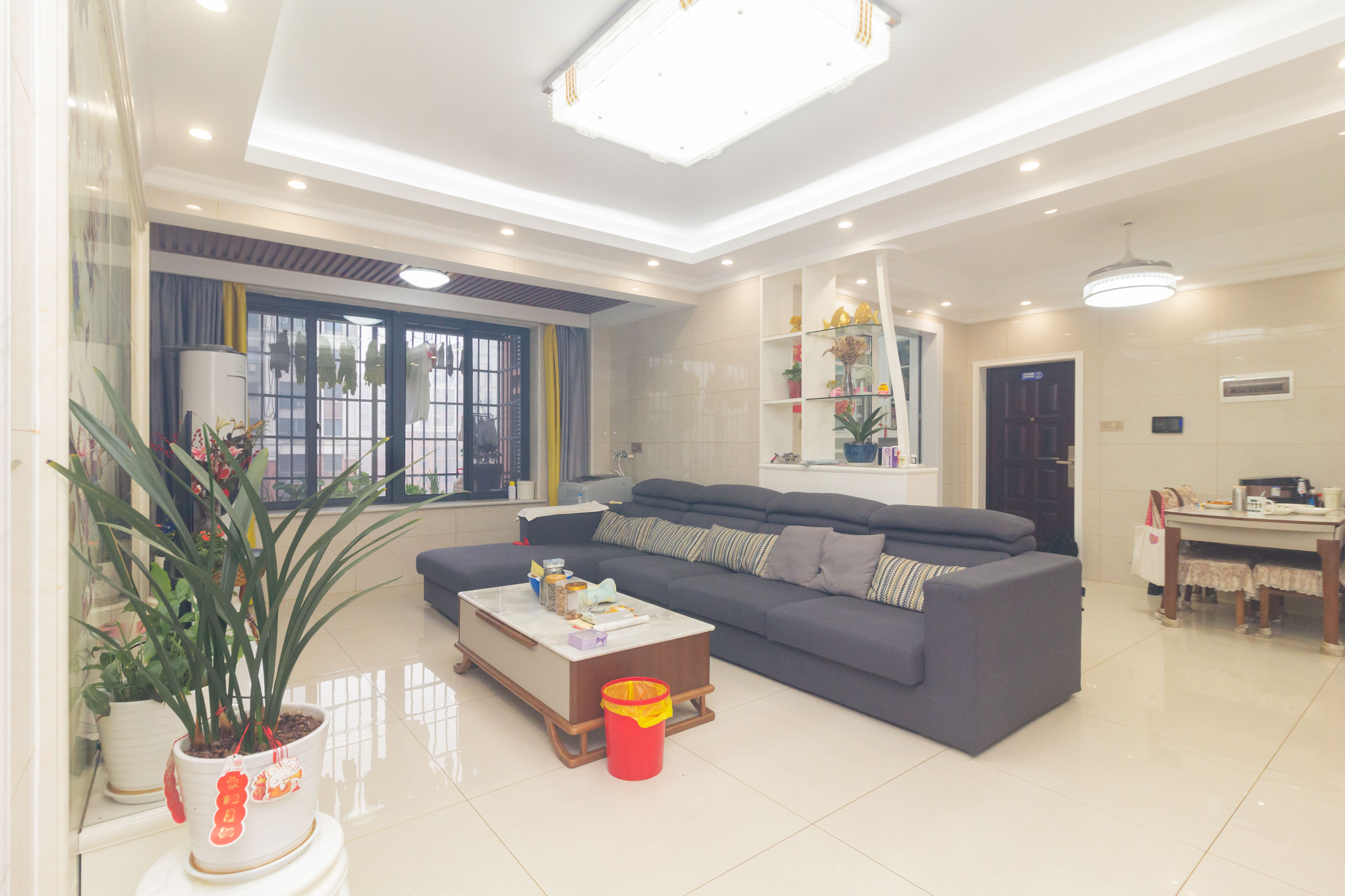 辉宏橄榄城  4室2厅1卫    89.8万 辉宏橄榄城  4室2厅1卫    89.8万客厅