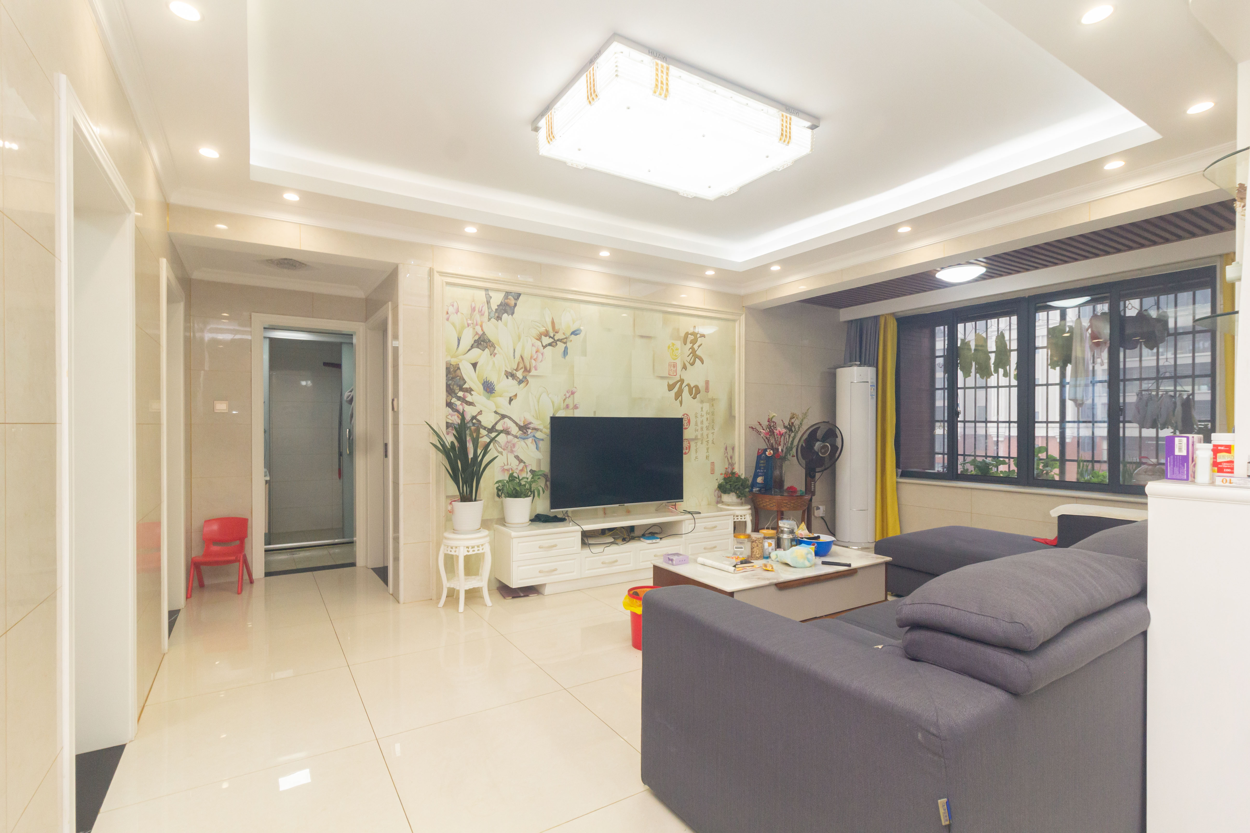 辉宏橄榄城  4室2厅1卫    89.8万 辉宏橄榄城  4室2厅1卫    89.8万客厅