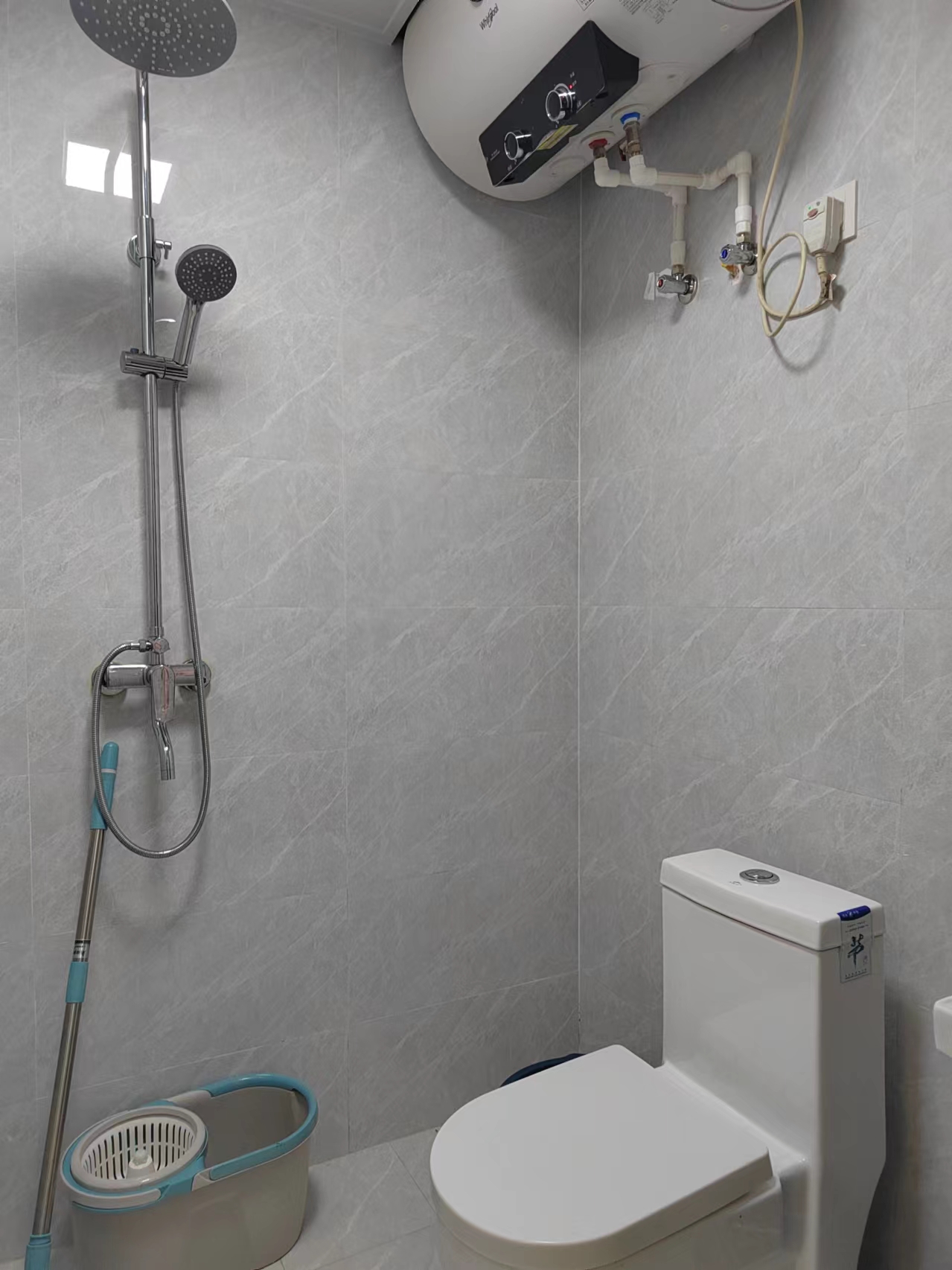 美的置业广场  0室0厅0卫   2000.00元/月室内图