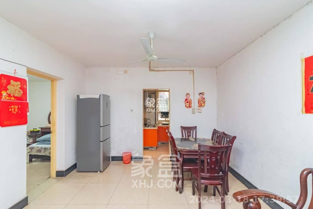 湖动社区新河市场（新河家具城）  2室2厅1卫   1600.00元/月室内图