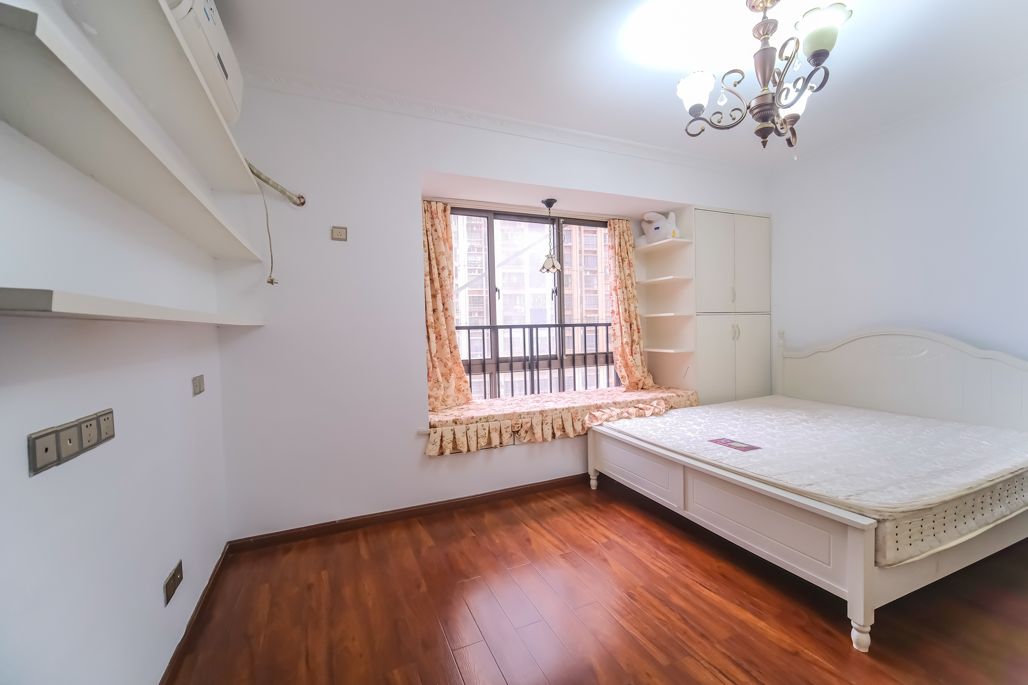 好望谷  2室2厅1卫    57.0万卧室