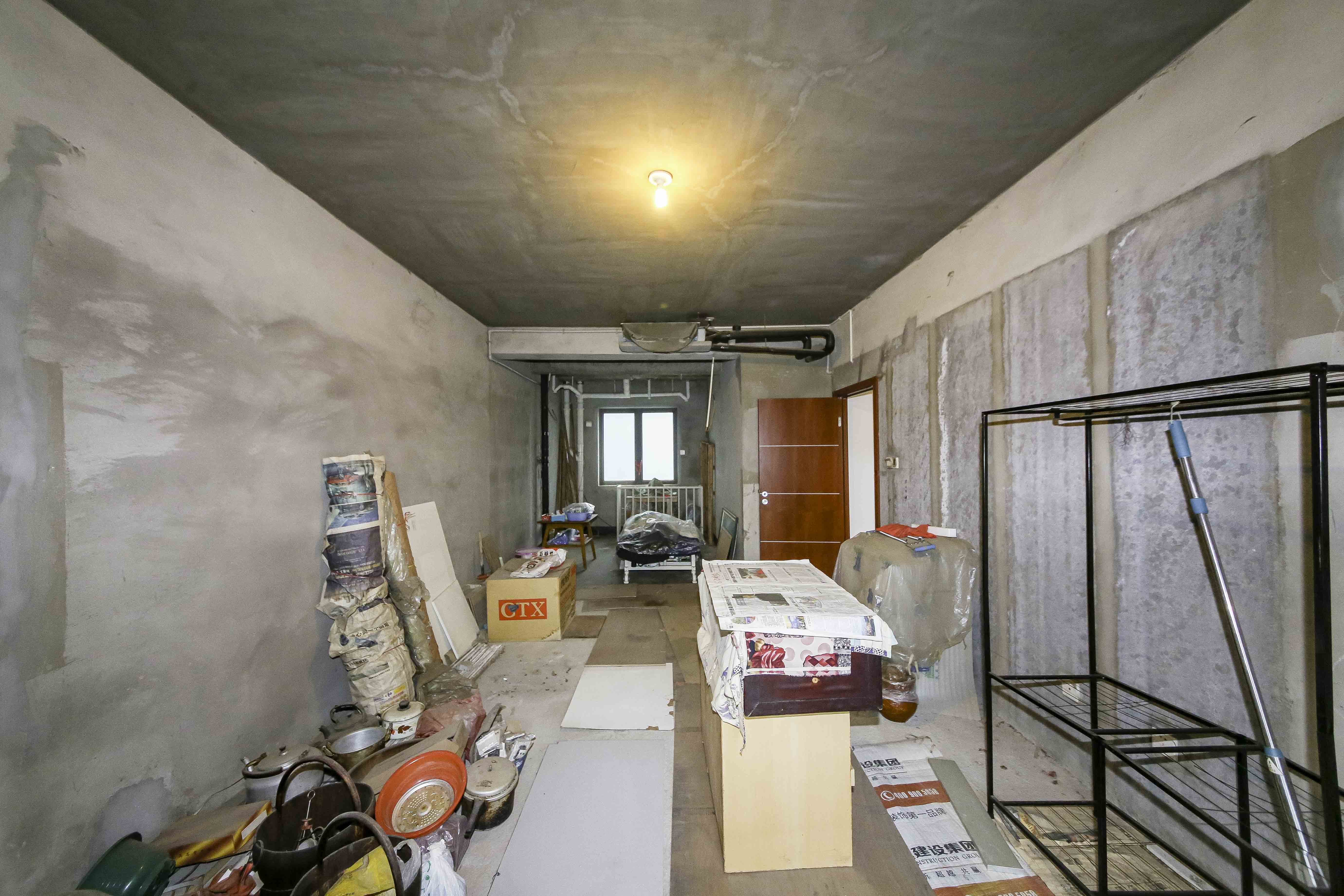 鑫源公寓  5室2厅2卫    280.0万卧室