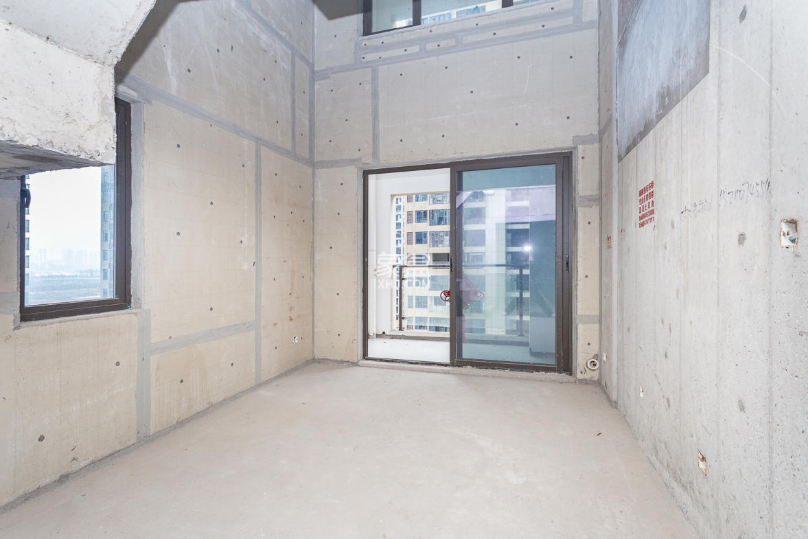 润和湘江天地AB区 3室2厅2卫 120.80万 润和湘江天地AB区 3室2厅2卫 120.80万客厅