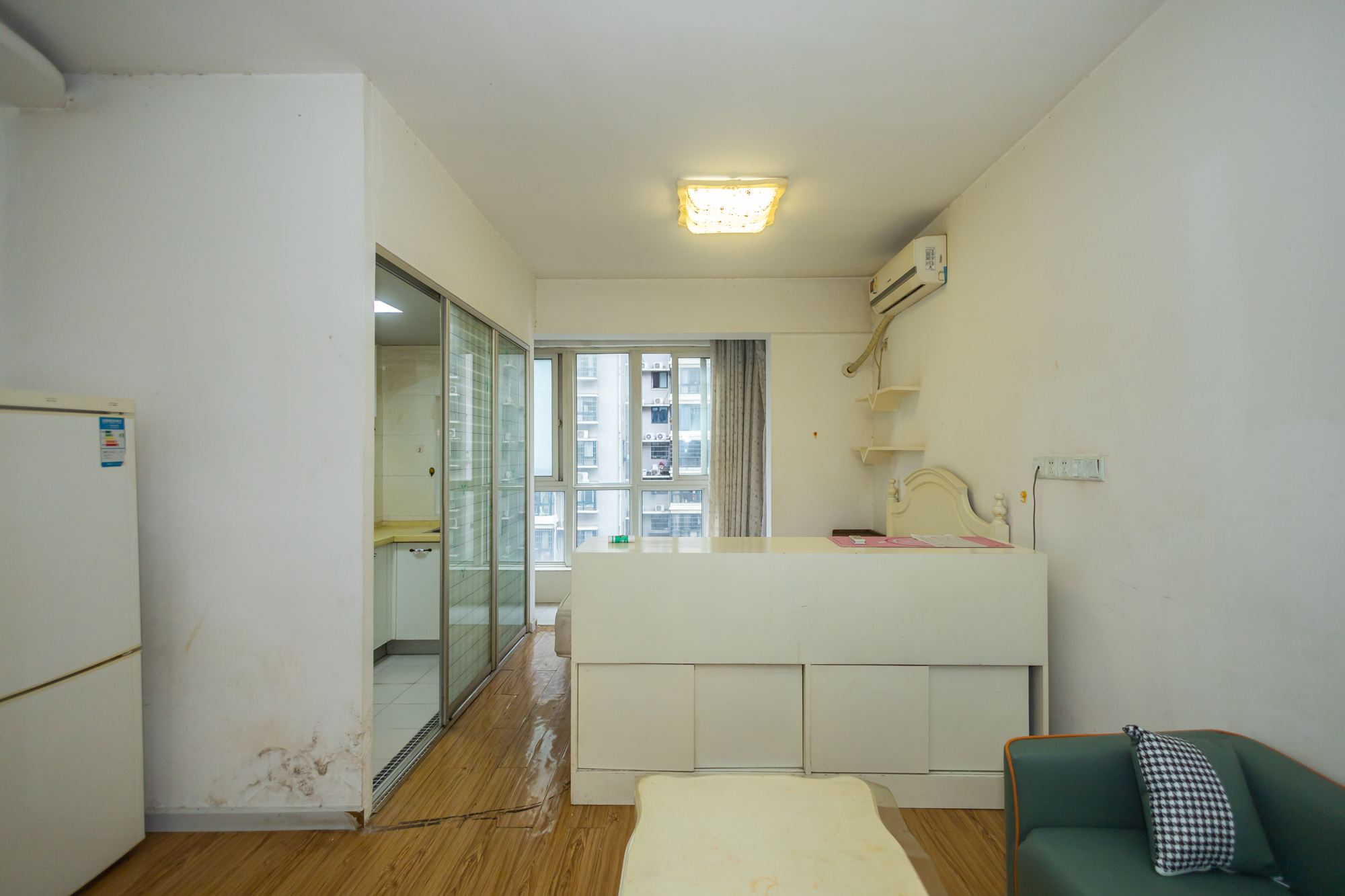 时代星城 1室1厅1卫 16.88万 时代星城 1室1厅1卫 16.88万客厅