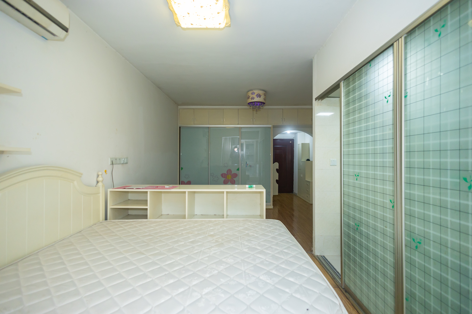 时代星城 1室1厅1卫 16.88万 时代星城 1室1厅1卫 16.88万客厅