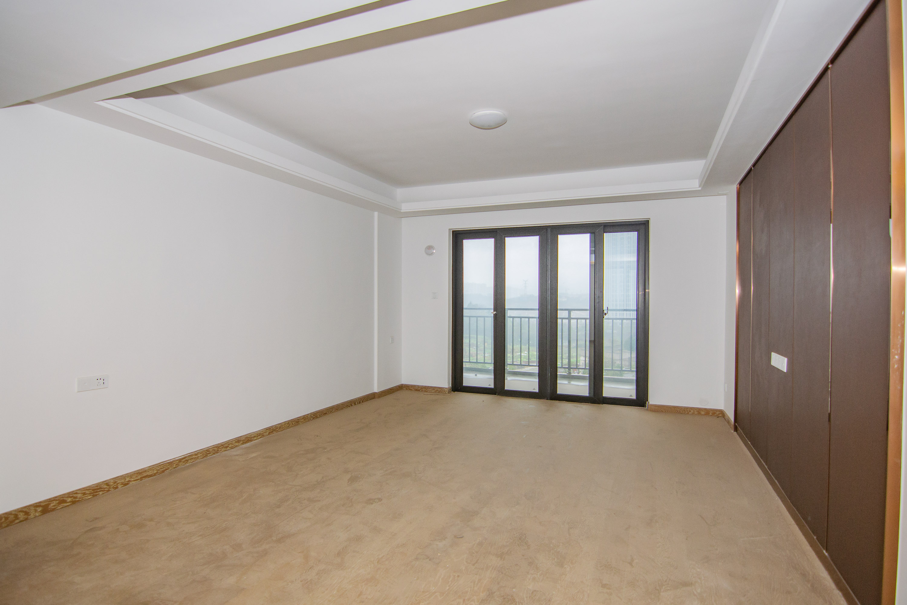 美的翰城  4室2厅2卫    94.0万 美的翰城  4室2厅2卫    94.0万客厅