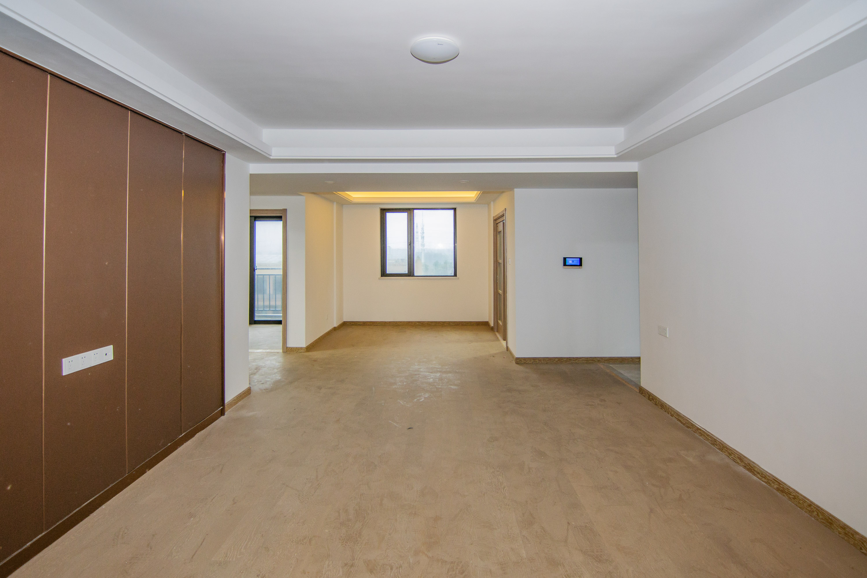 美的翰城  4室2厅2卫    94.0万 美的翰城  4室2厅2卫    94.0万客厅