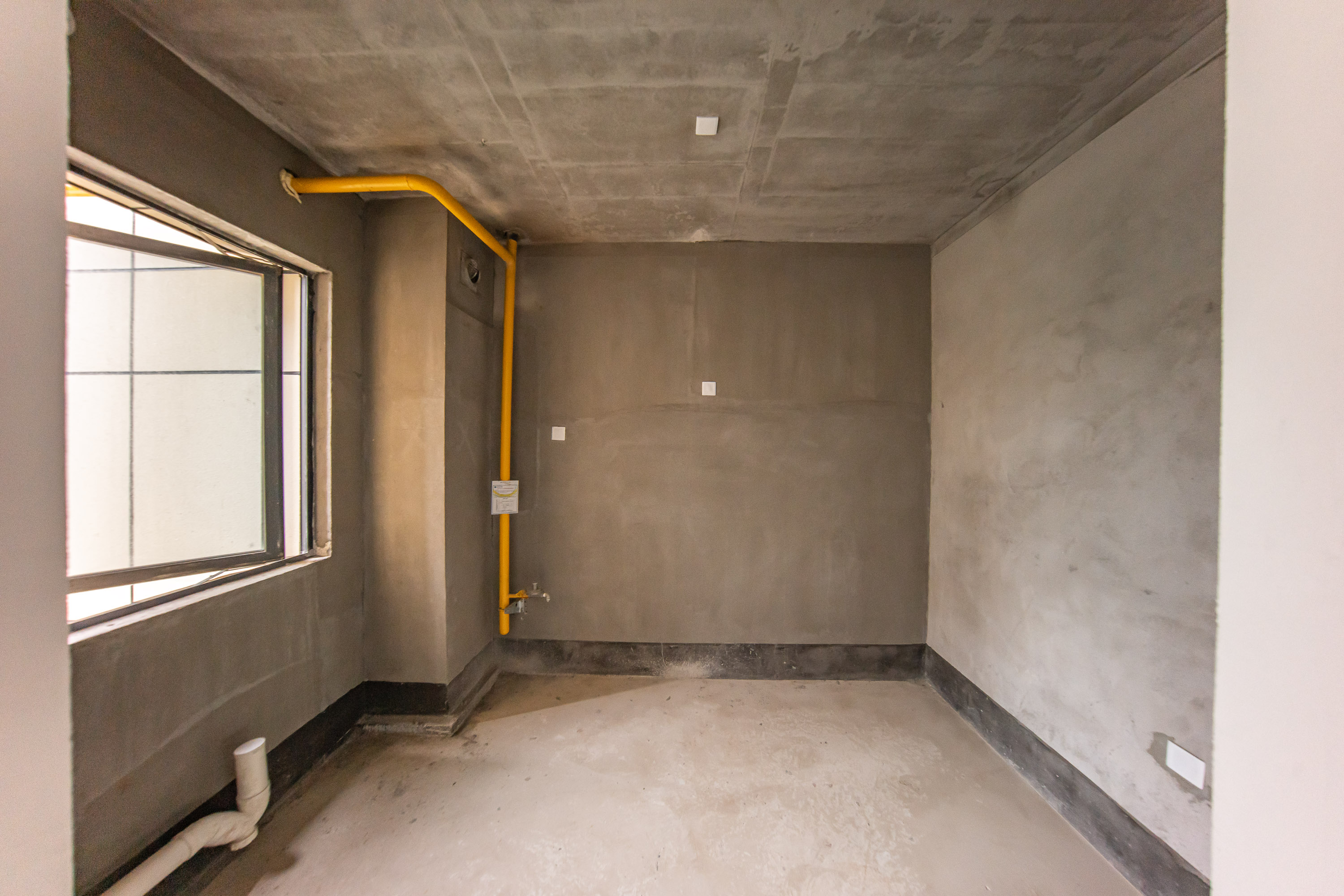 建投象山国际  4室2厅2卫    171.5万 建投象山国际  4室2厅2卫    171.5万厨房