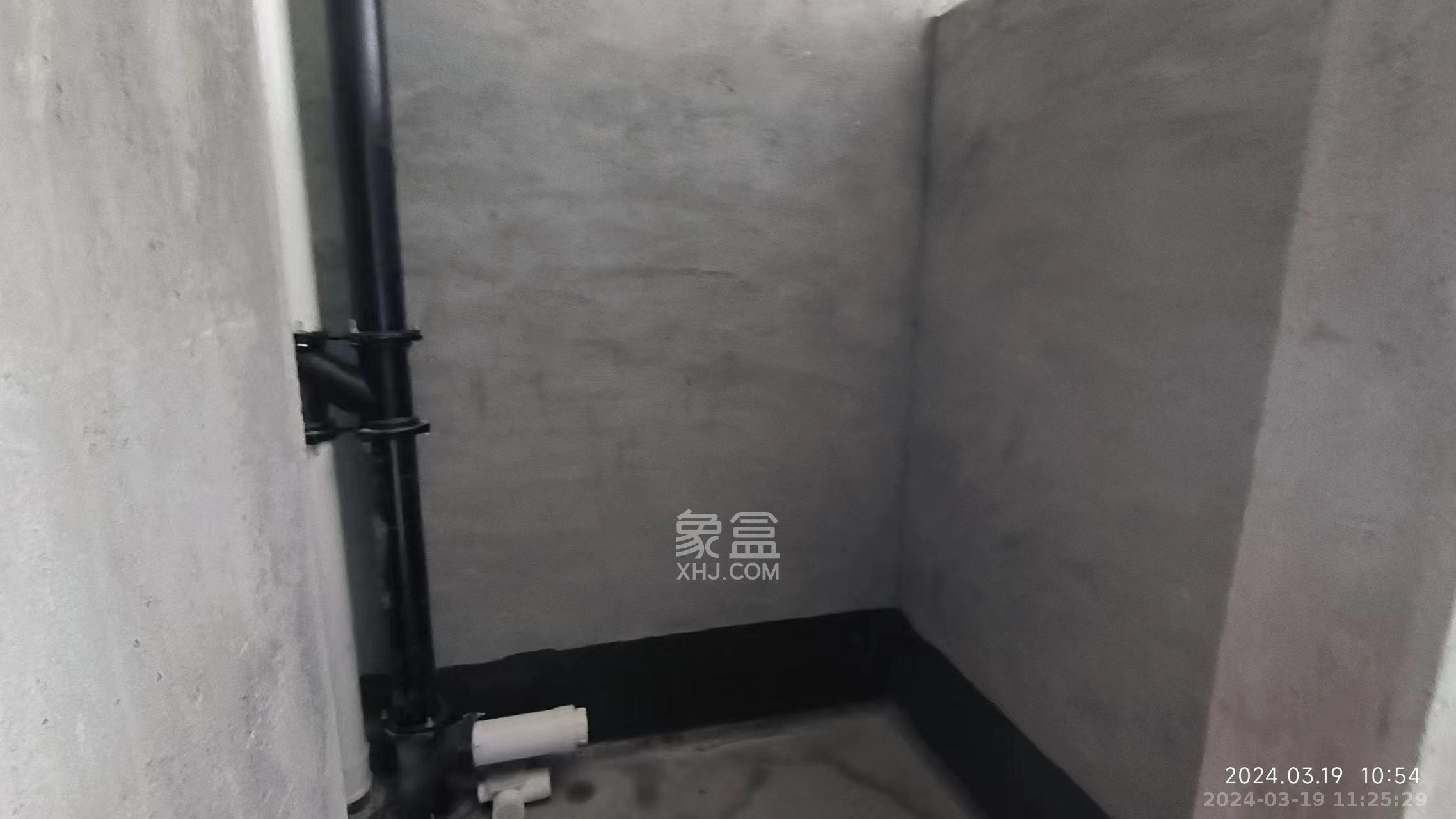 卓越中寰  1室1厅1卫   2000.00元/月室内图