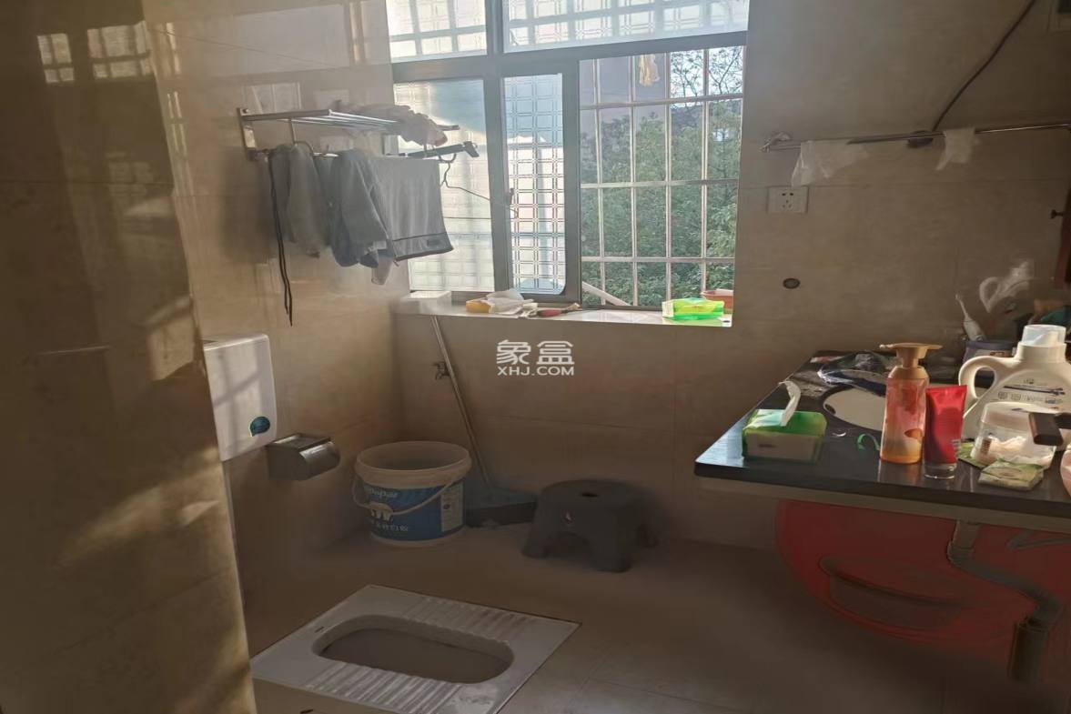 建设新村 3室2厅2卫 1200.00元/月 建设新村 3室2厅2卫 1200.00元/月室内图