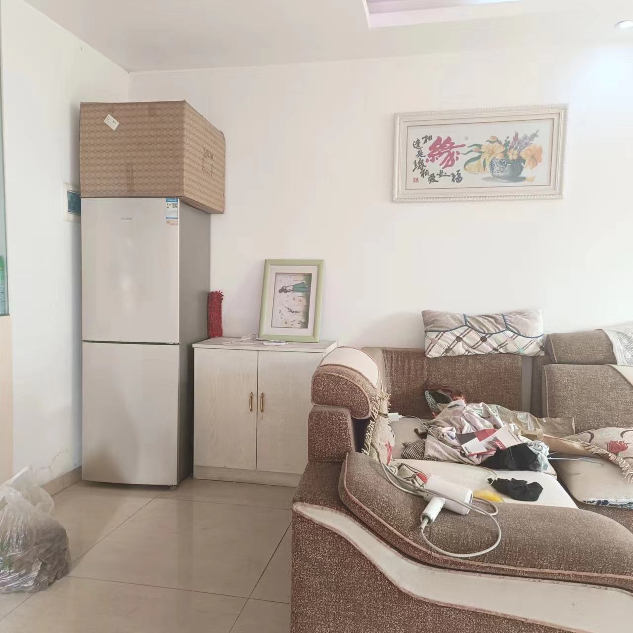 建设新村 3室2厅2卫 1200.00元/月 建设新村 3室2厅2卫 1200.00元/月室内图