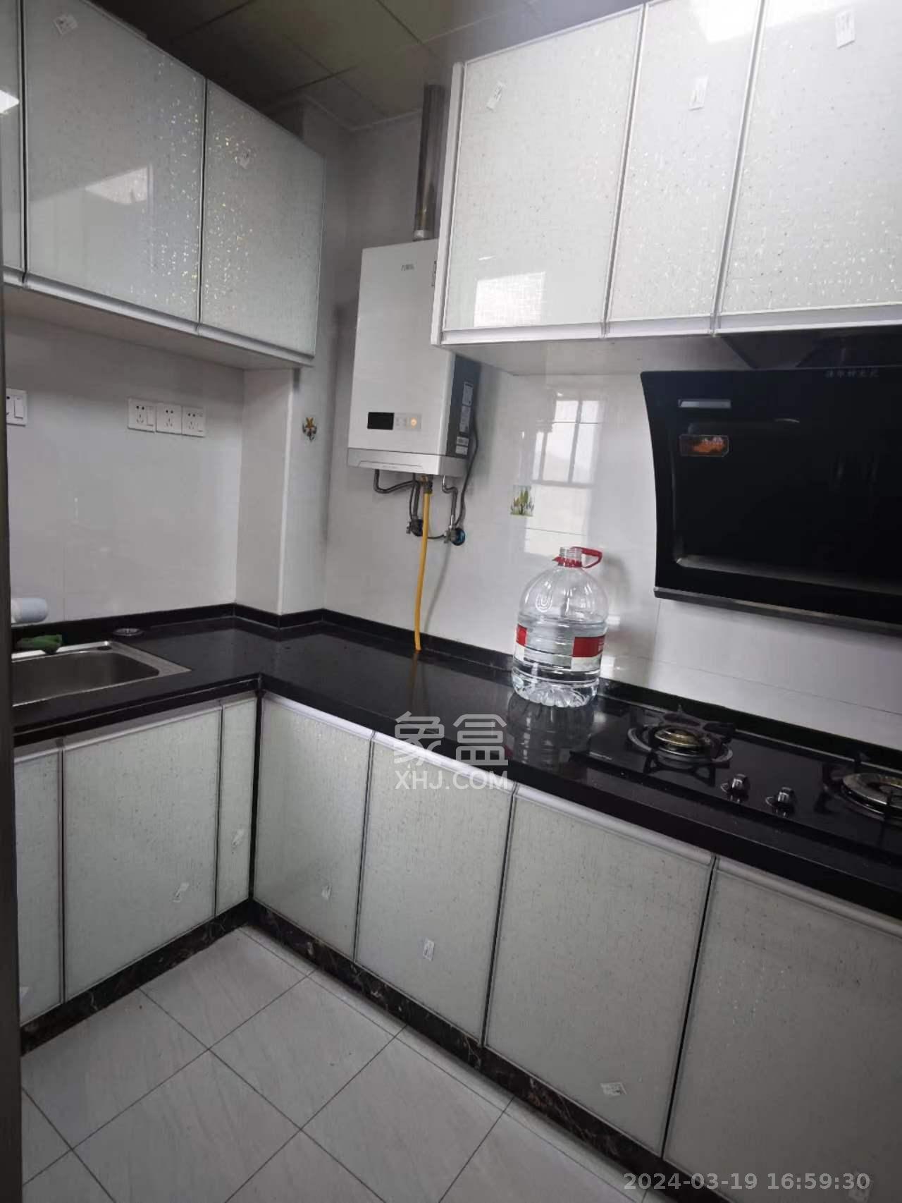 恒大揽湖苑(恒大林溪郡)  3室2厅1卫   2400.00元/月室内图