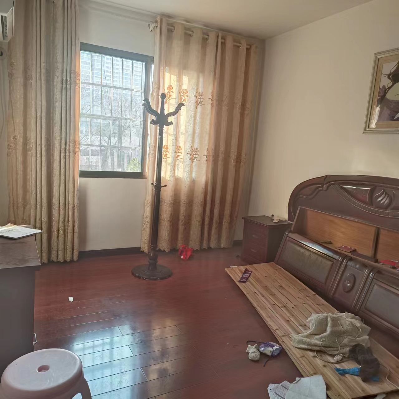 建设新村 3室2厅2卫 1200.00元/月 建设新村 3室2厅2卫 1200.00元/月室内图