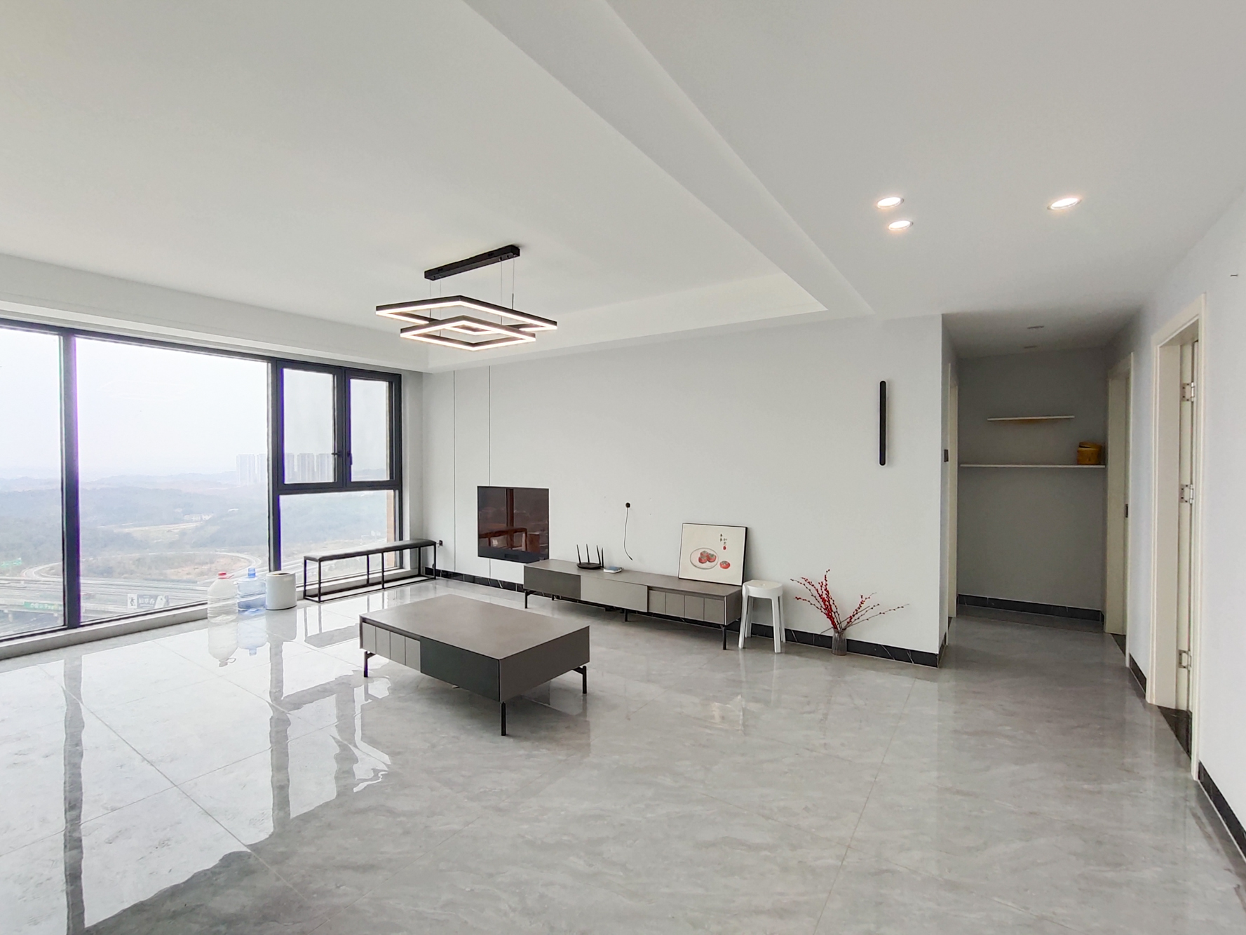 中安善化国际  4室2厅2卫    79.8万 中安善化国际  4室2厅2卫    79.8万客厅