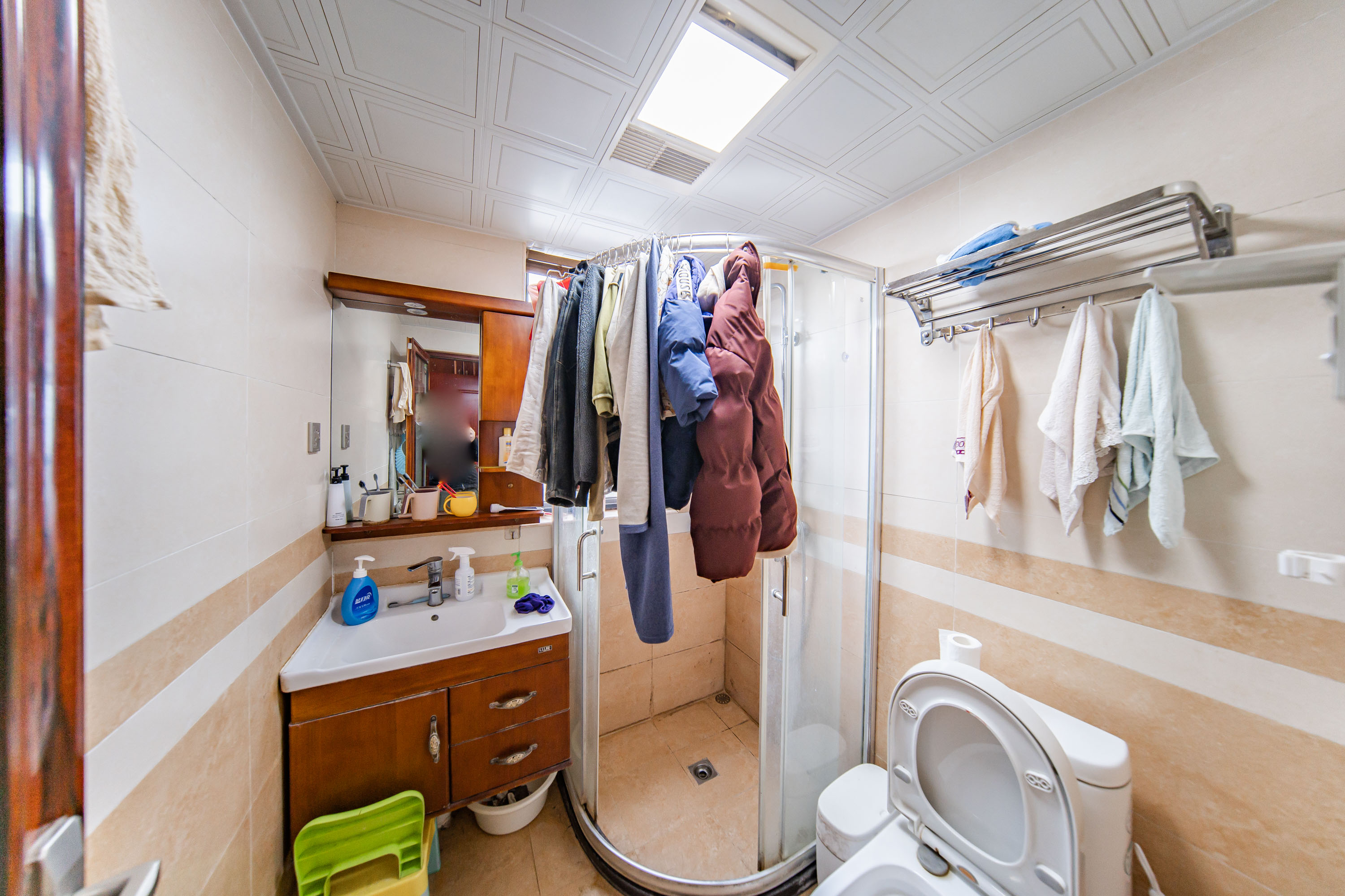 湘熙水郡(观澜海赋家园)  4室2厅2卫    210.0万 湘熙水郡(观澜海赋家园)  4室2厅2卫    210.0万卫生间