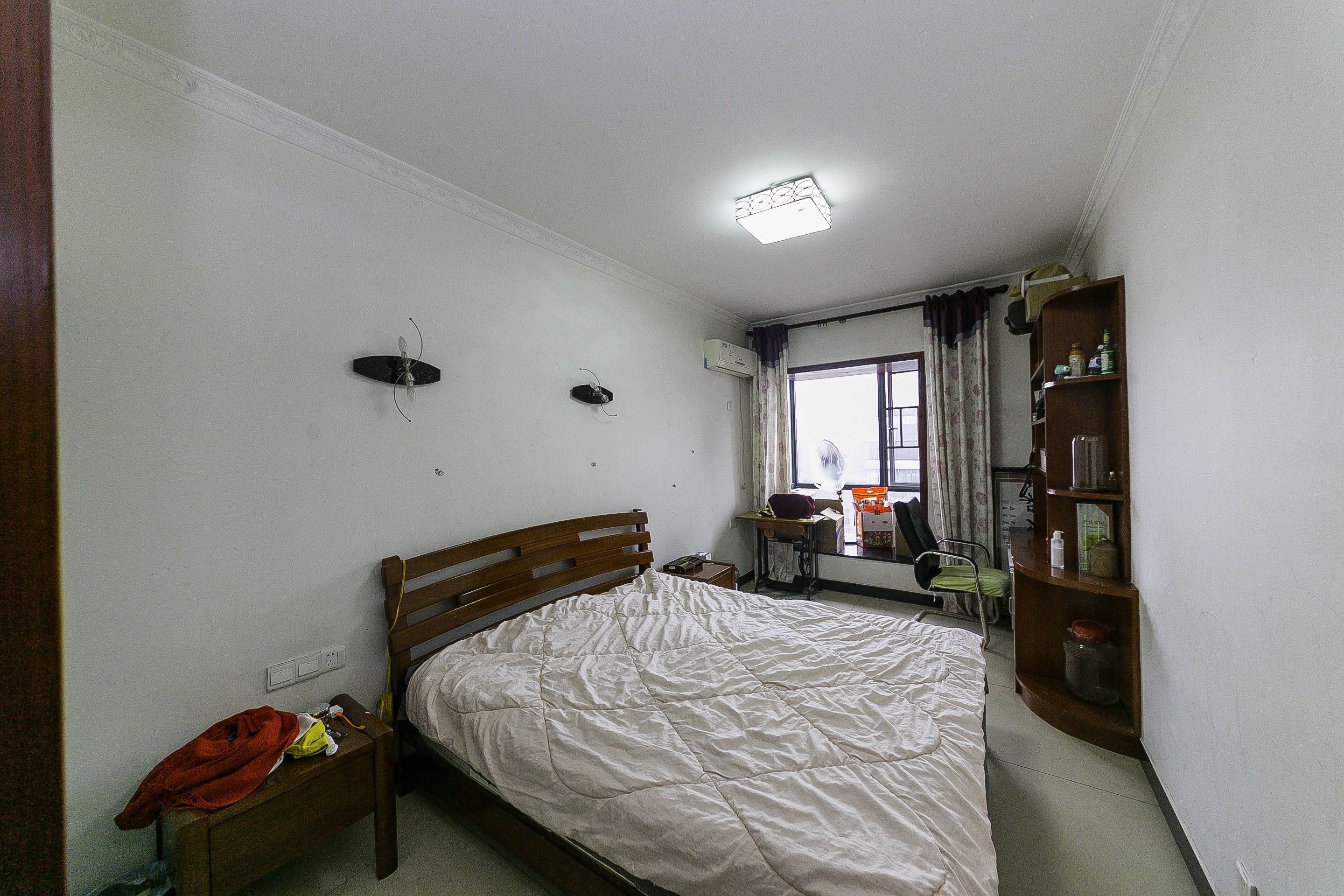 鑫远湘府华城  4室2厅1卫    150.0万 鑫远湘府华城  4室2厅1卫    150.0万卧室