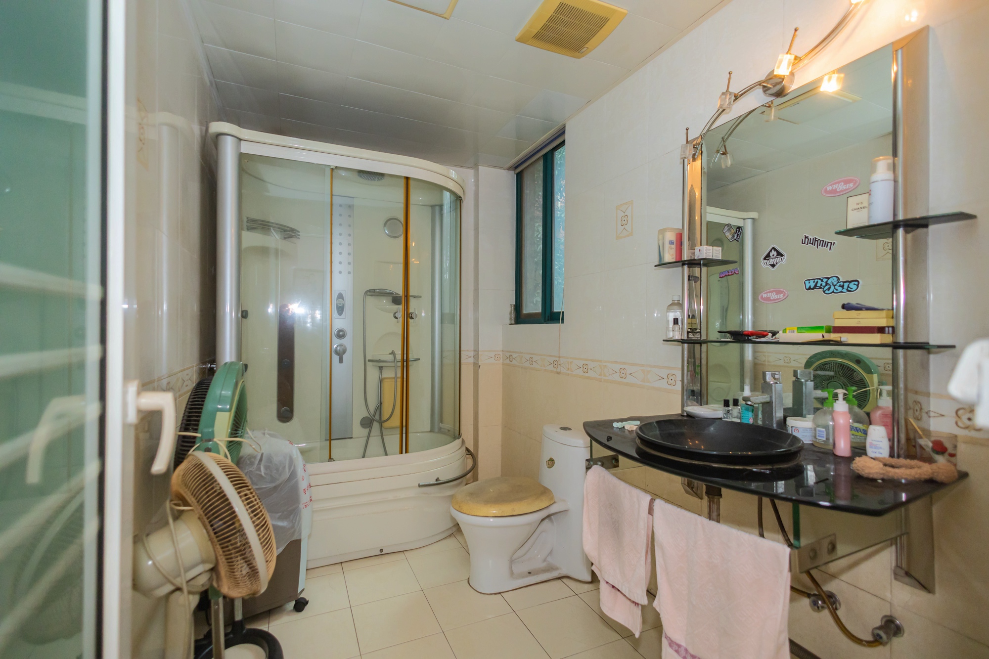 山水芙蓉国际新城 3室2厅2卫 106.0万 山水芙蓉国际新城 3室2厅2卫 106.0万卫生间