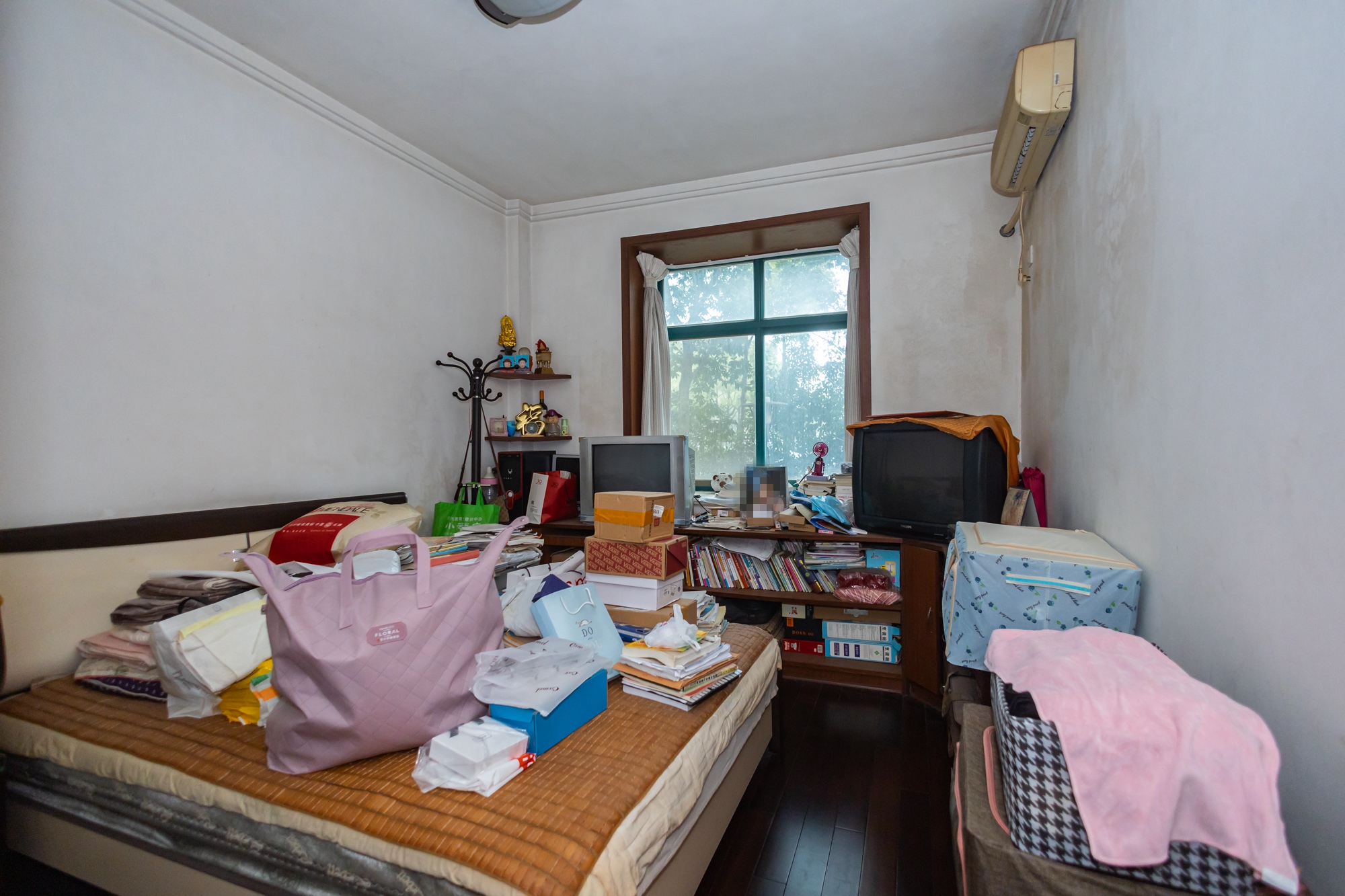 山水芙蓉国际新城 3室2厅2卫 106.0万 山水芙蓉国际新城 3室2厅2卫 106.0万卧室