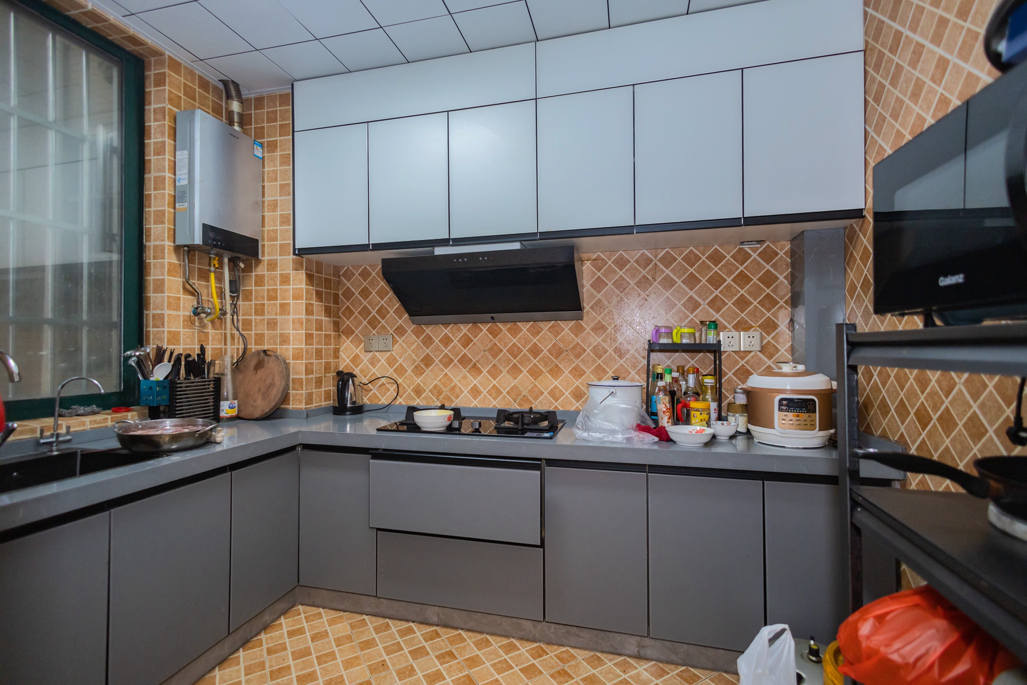 松雅湖畔 3室2厅2卫 89.8万 松雅湖畔 3室2厅2卫 89.8万厨房