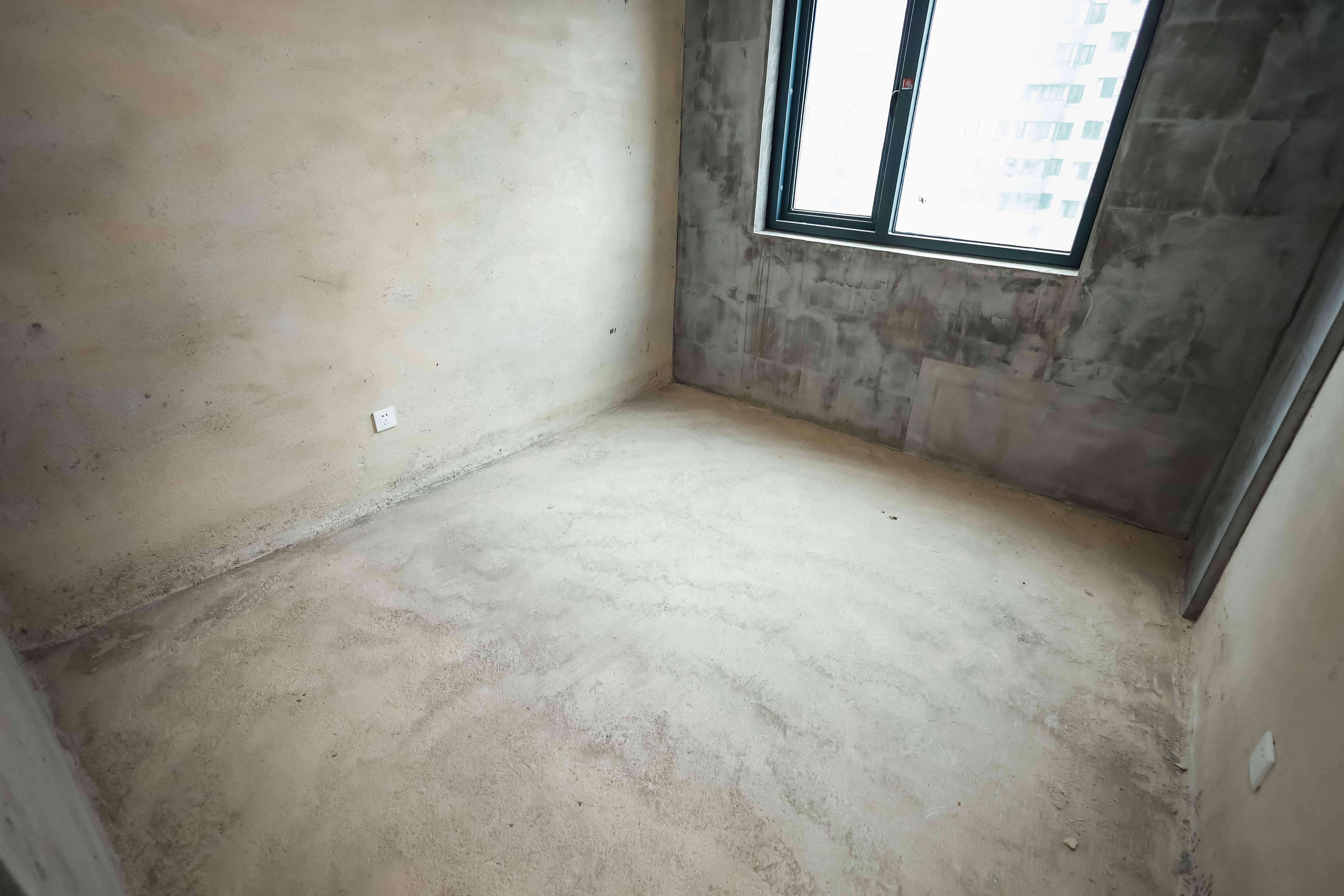 长房云时代  4室2厅2卫    126.8万卧室