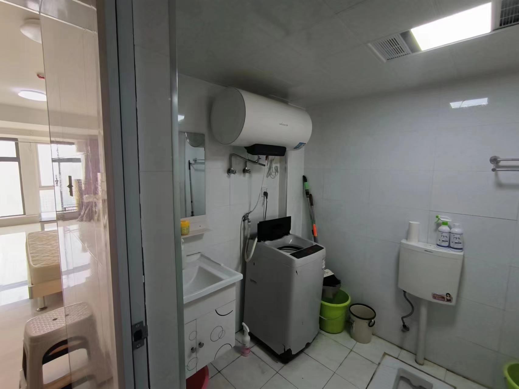 佳兆业金域天下三期 1室1厅1卫 24.0万 佳兆业金域天下三期 1室1厅1卫 24.0万室内图