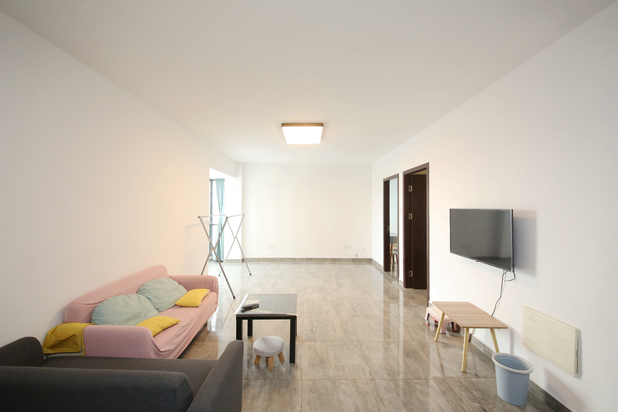 上东印象  2室2厅1卫    62.8万客厅