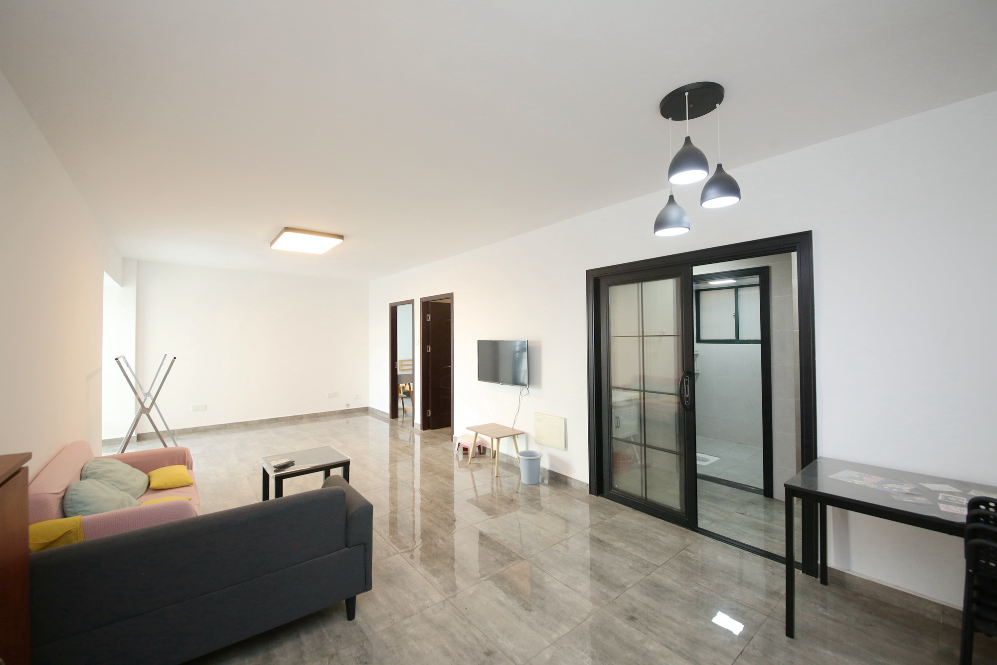 上东印象  2室2厅1卫    62.8万客厅